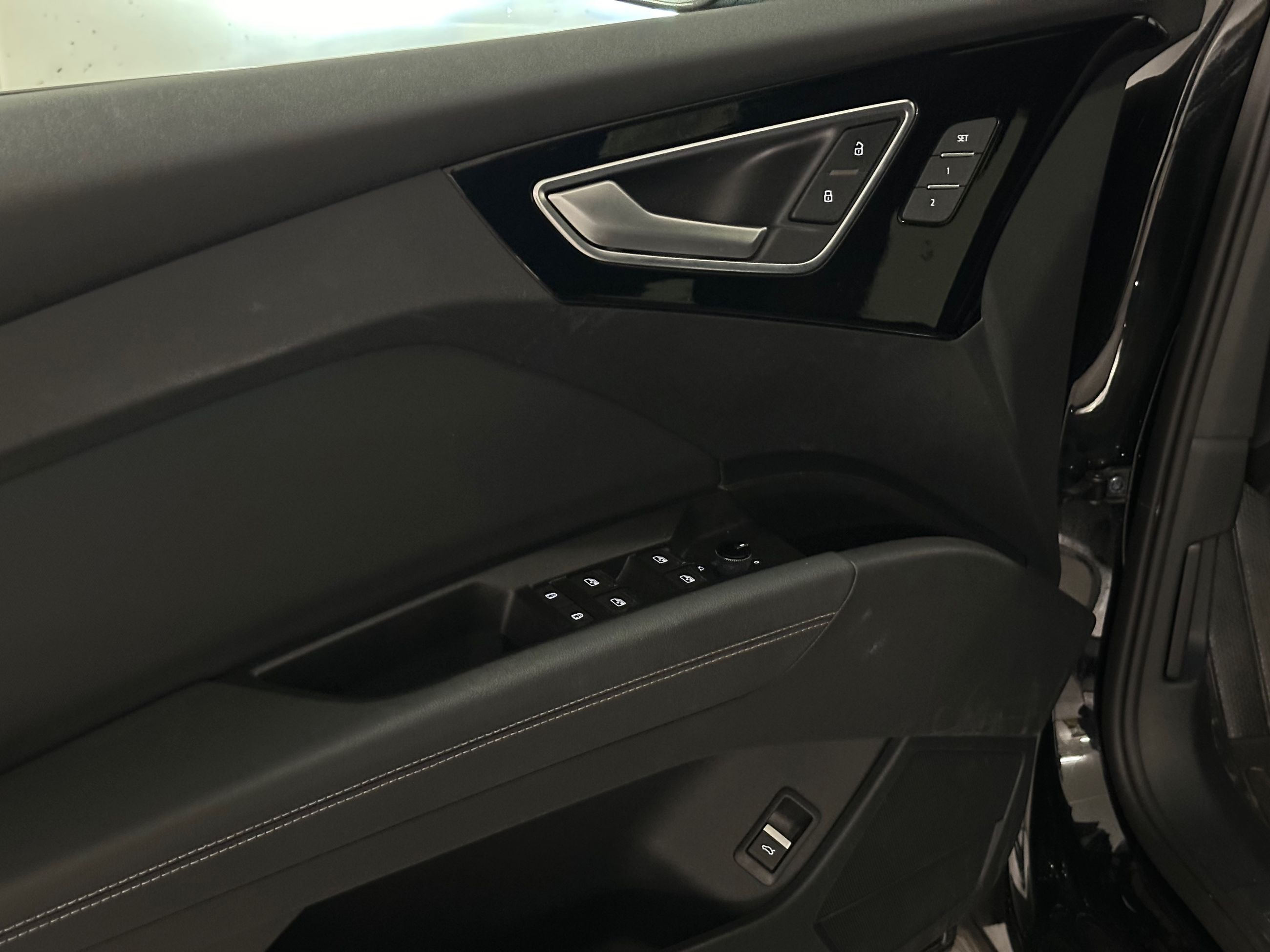 Audi Q4 e-tron  2023 à Vancouver, Colombie-Britannique