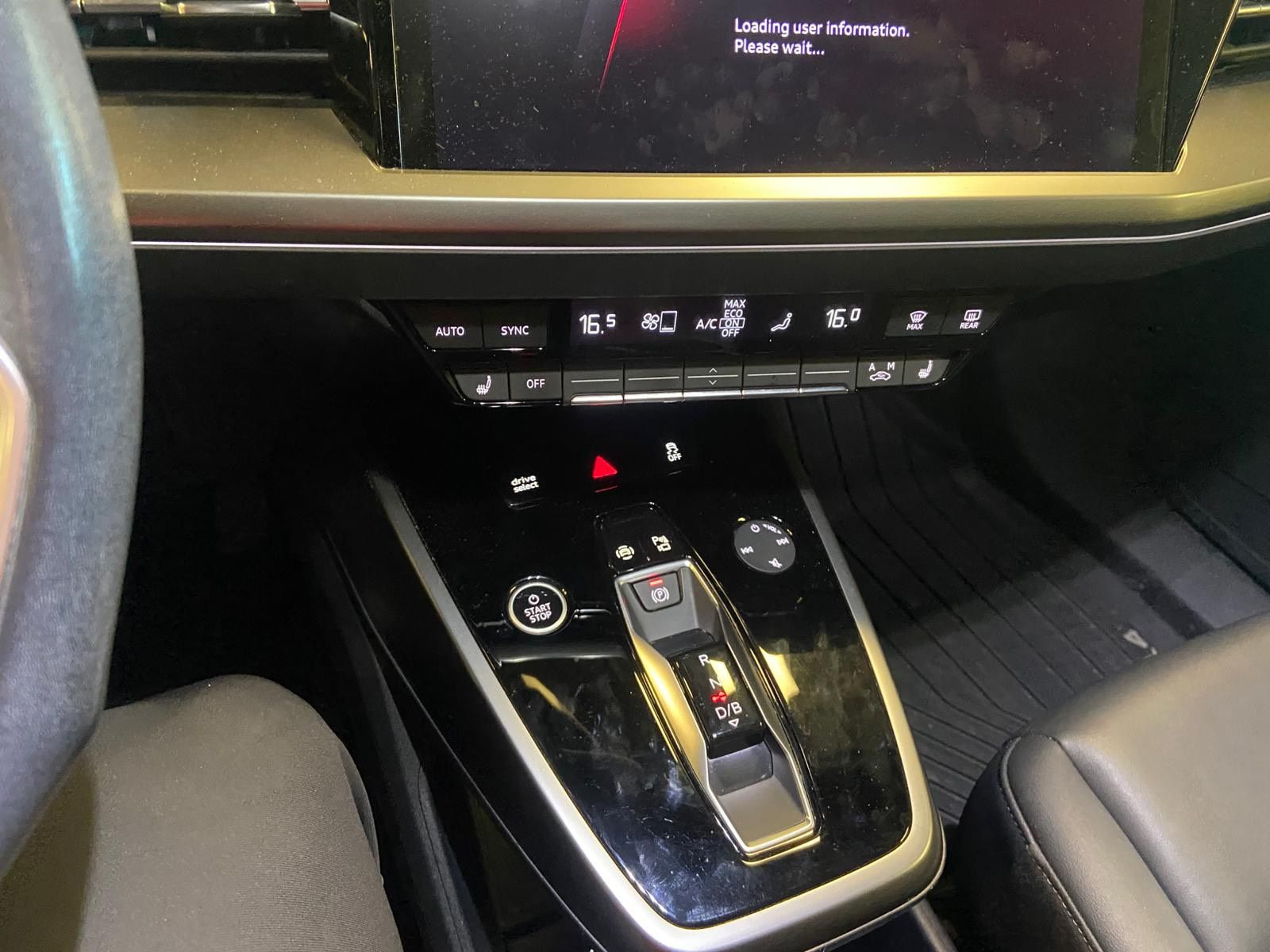 Audi Q4 e-tron  2024 à Vancouver, Colombie-Britannique