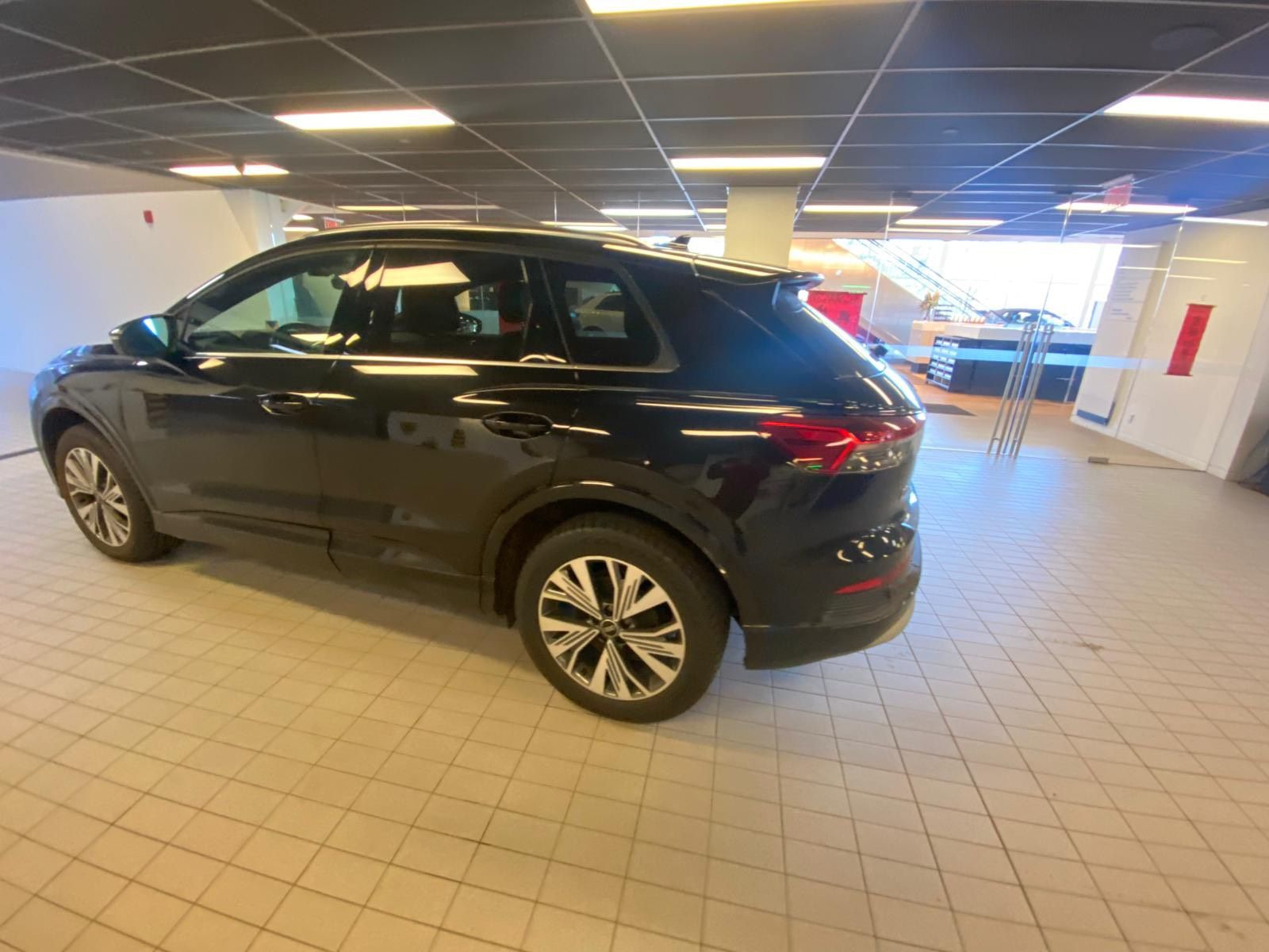 Audi Q4 e-tron  2024 à Vancouver, Colombie-Britannique