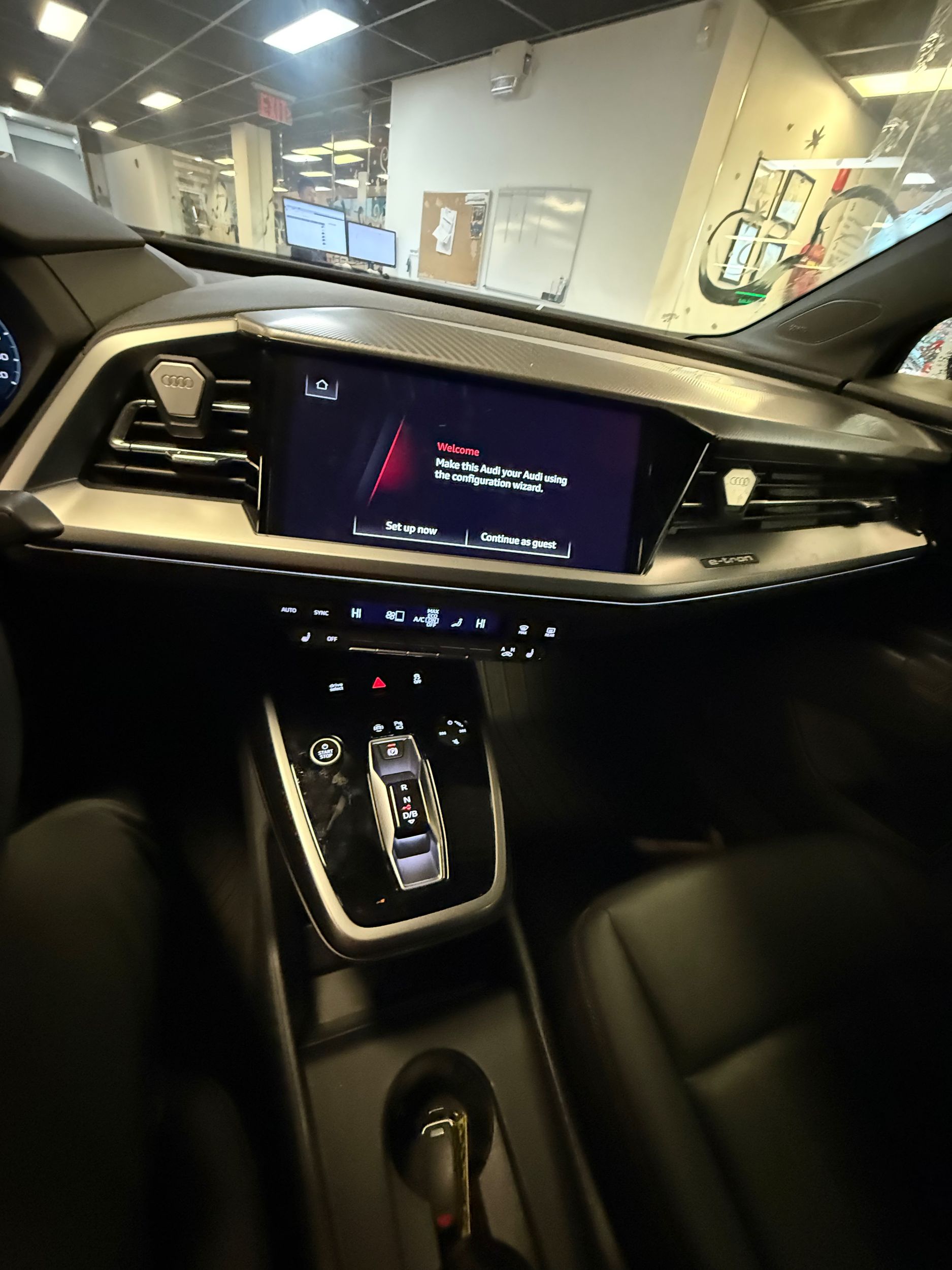 Audi Q4 e-tron  2025 à Vancouver, Colombie-Britannique