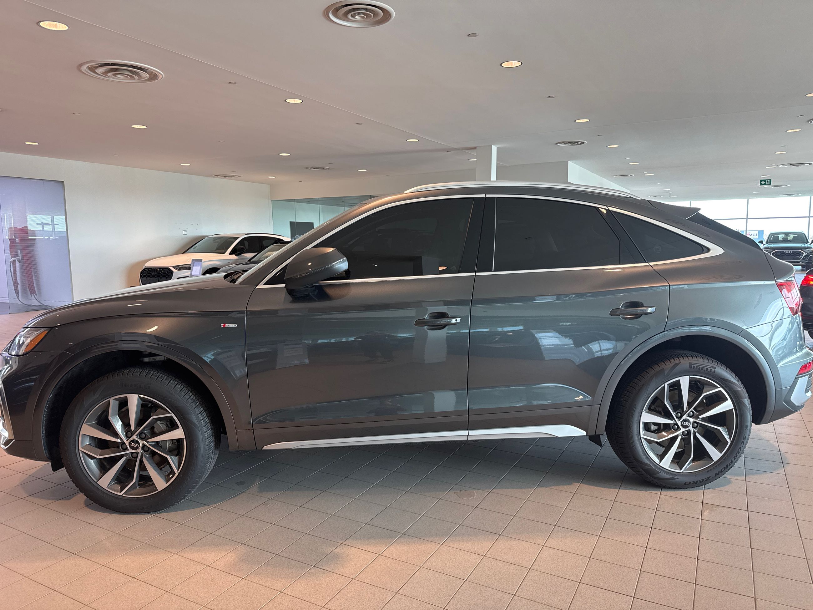 Audi Q5 Sportback  2021 à Toronto, Ontario