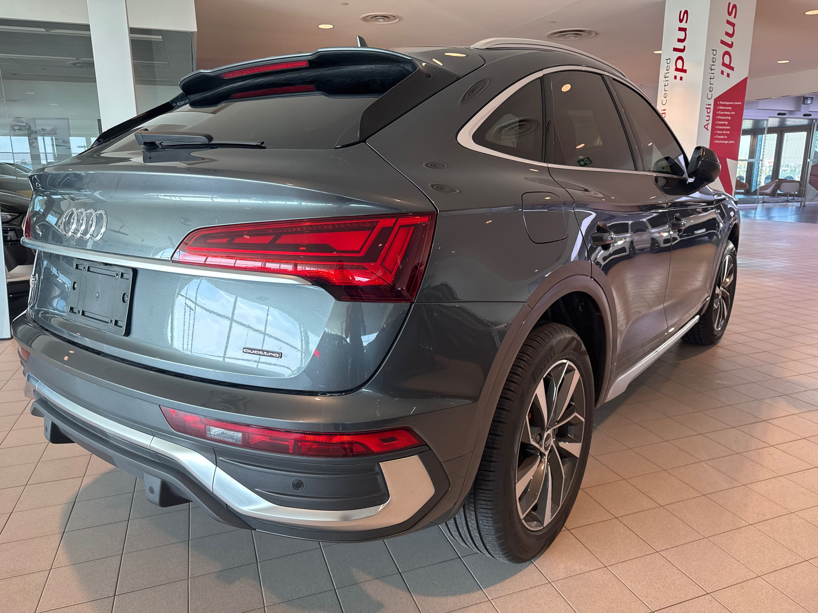 Audi Q5 Sportback  2021 à Toronto, Ontario