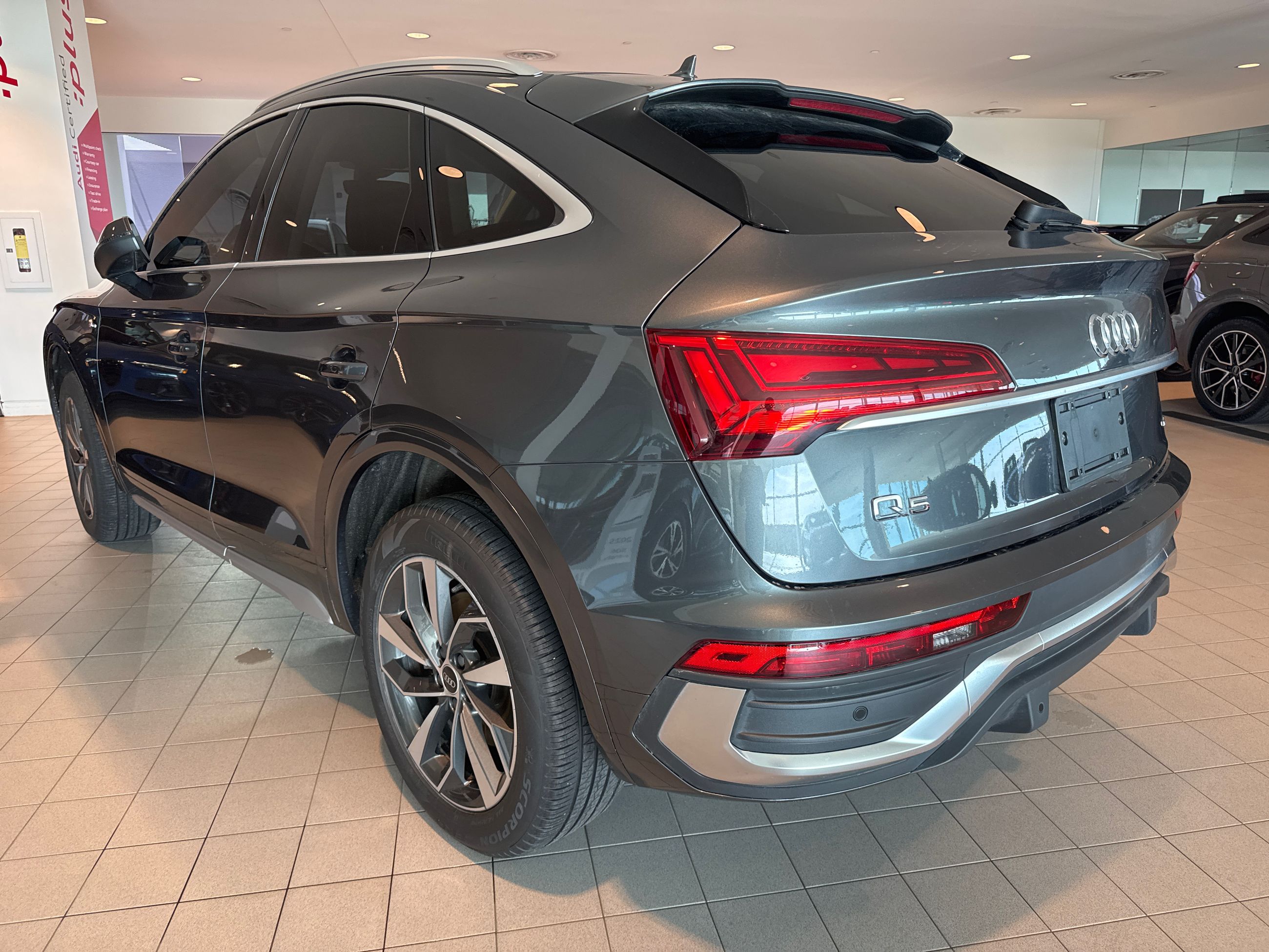 Audi Q5 Sportback  2021 à Toronto, Ontario