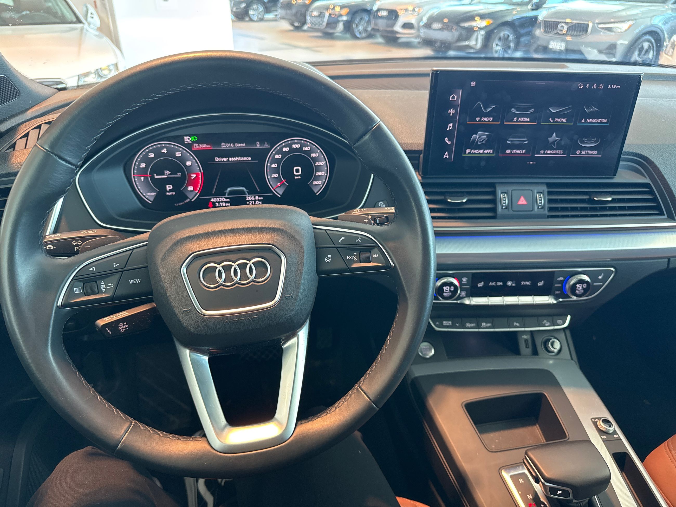Audi Q5  2021 à Toronto, Ontario