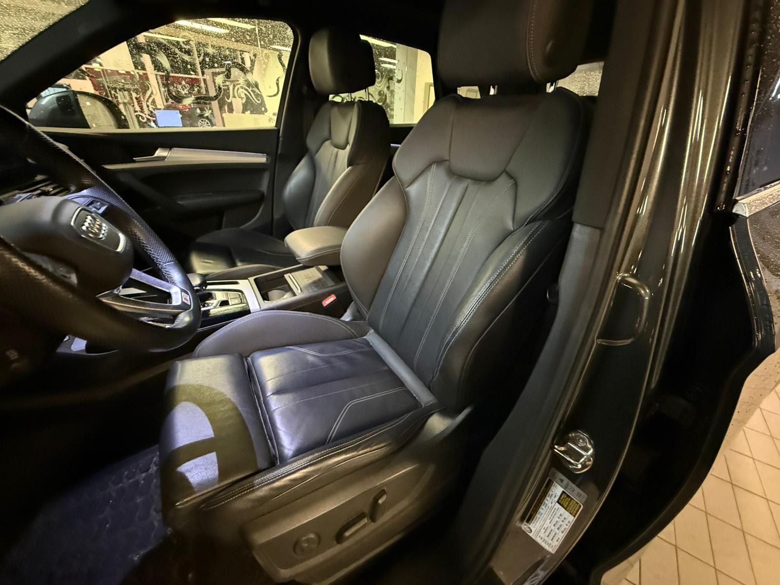 Audi Q5  2021 à Vancouver, Colombie-Britannique