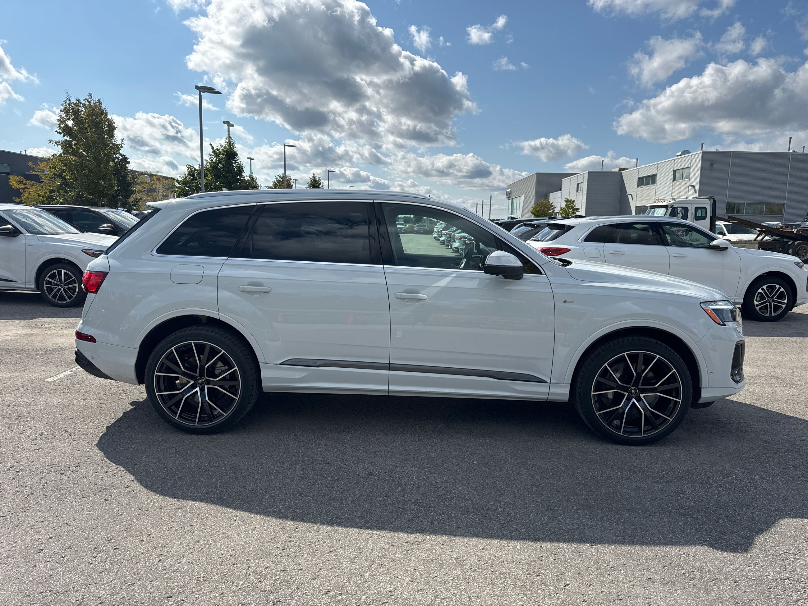 2026 Audi Q7 in Barrie, Ontario