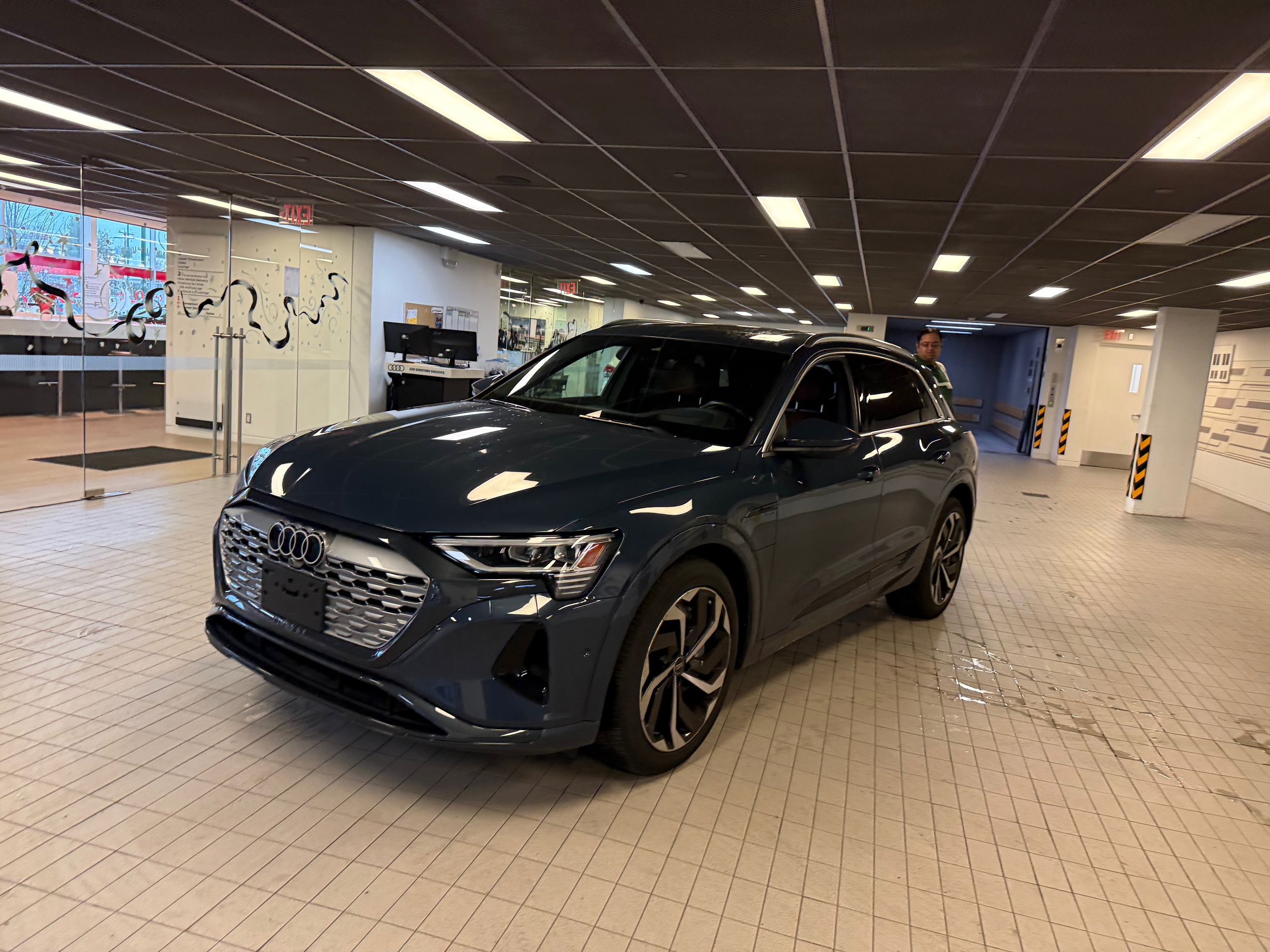 Audi Q8 e-tron  2024 à Vancouver, Colombie-Britannique