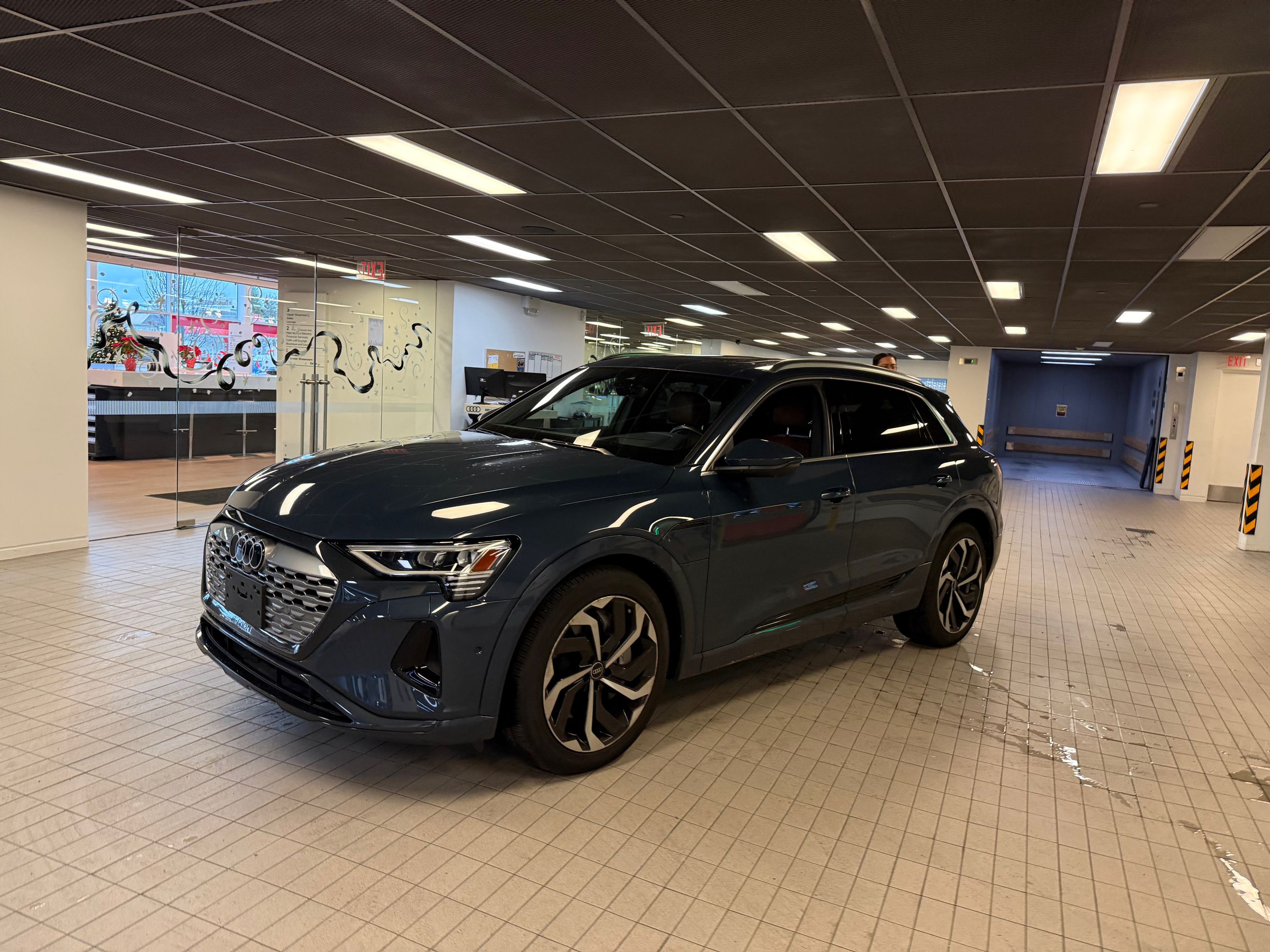 Audi Q8 e-tron  2024 à Vancouver, Colombie-Britannique
