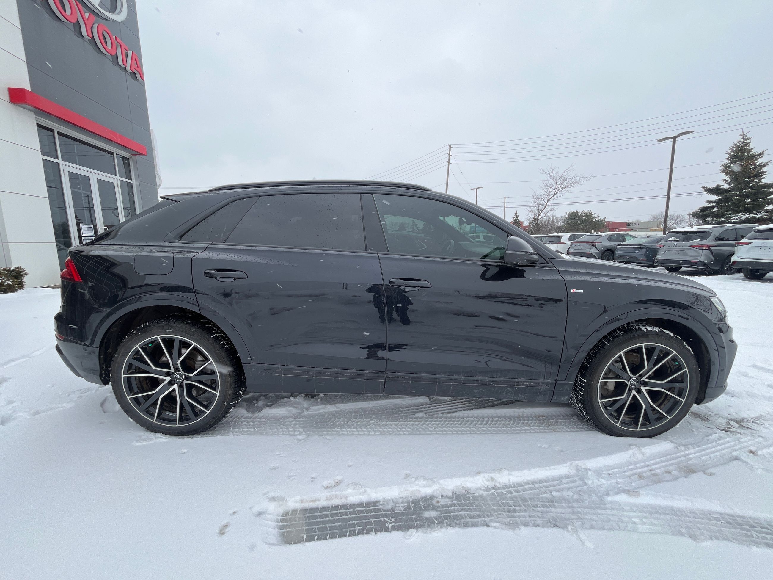 Audi Q8  2021 à Bolton, Ontario