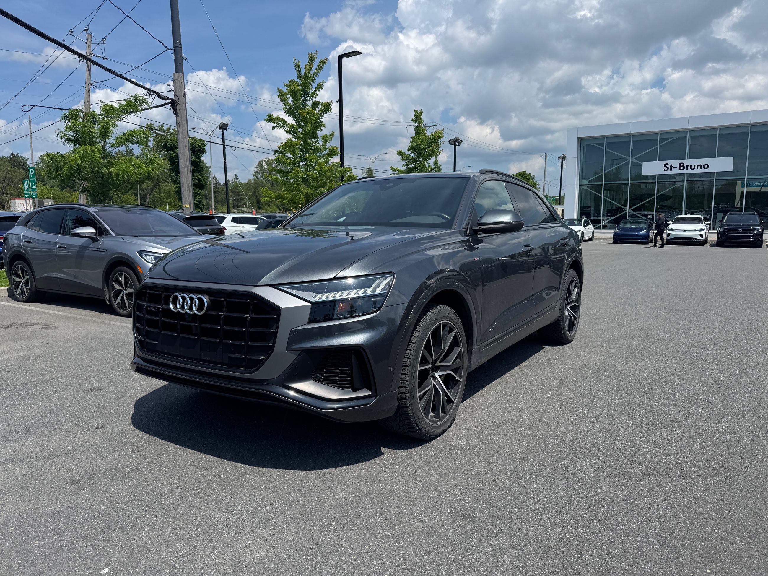 2023 Audi Q8 in Saint-Bruno-de-Montarville, Quebec