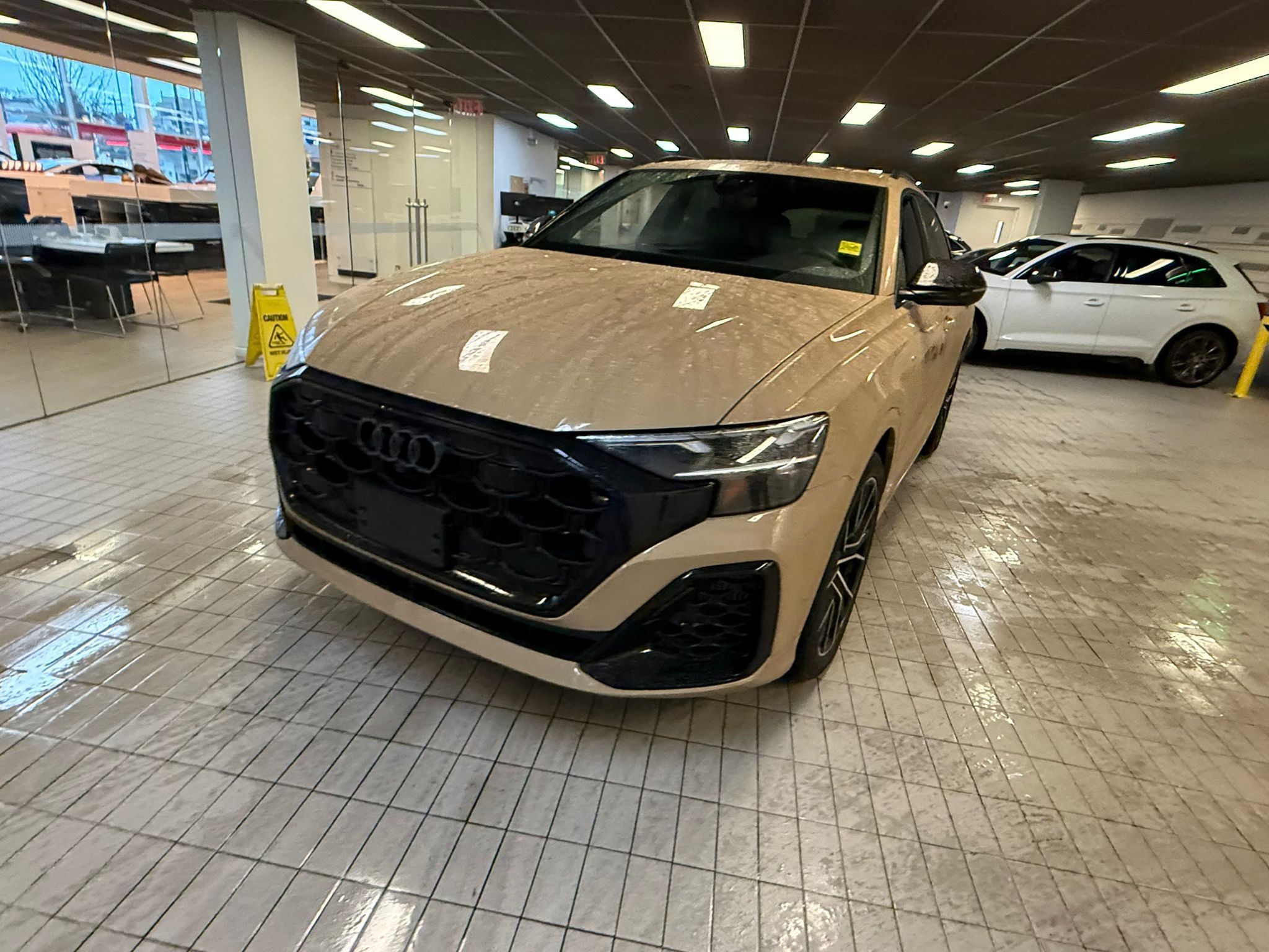 Audi Q8  2025 à Vancouver, Colombie-Britannique