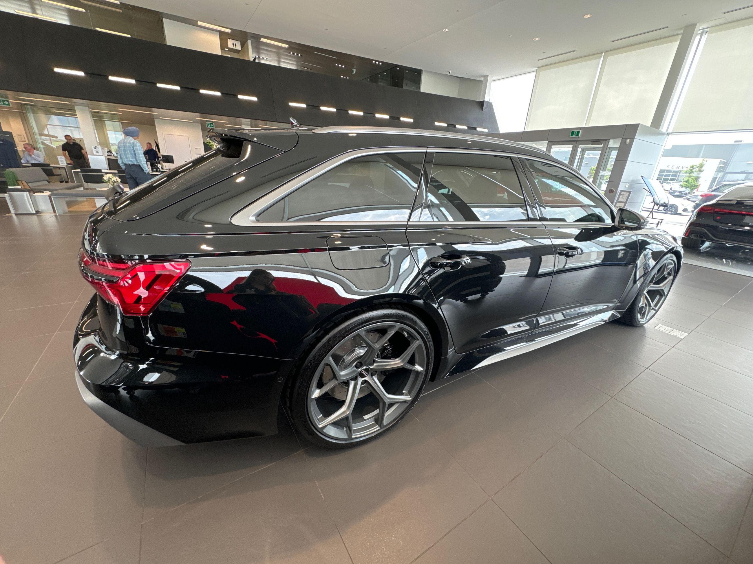 Audi RS 6 Avant  2025 à Barrie, Ontario