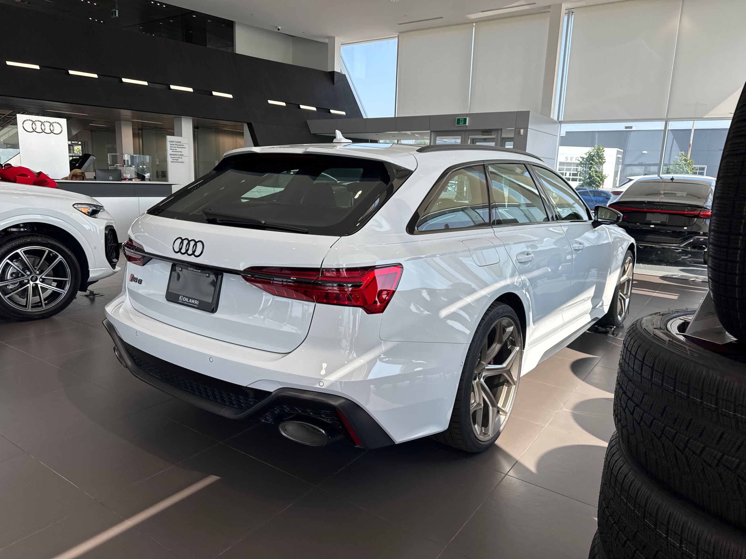 2025 Audi RS 6 Avant in Barrie, Ontario