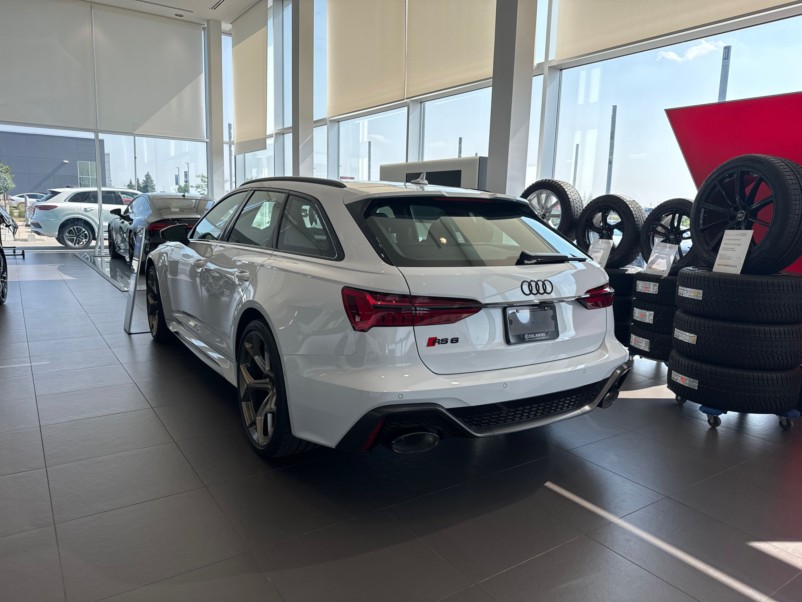 2025 Audi RS 6 Avant in Barrie, Ontario