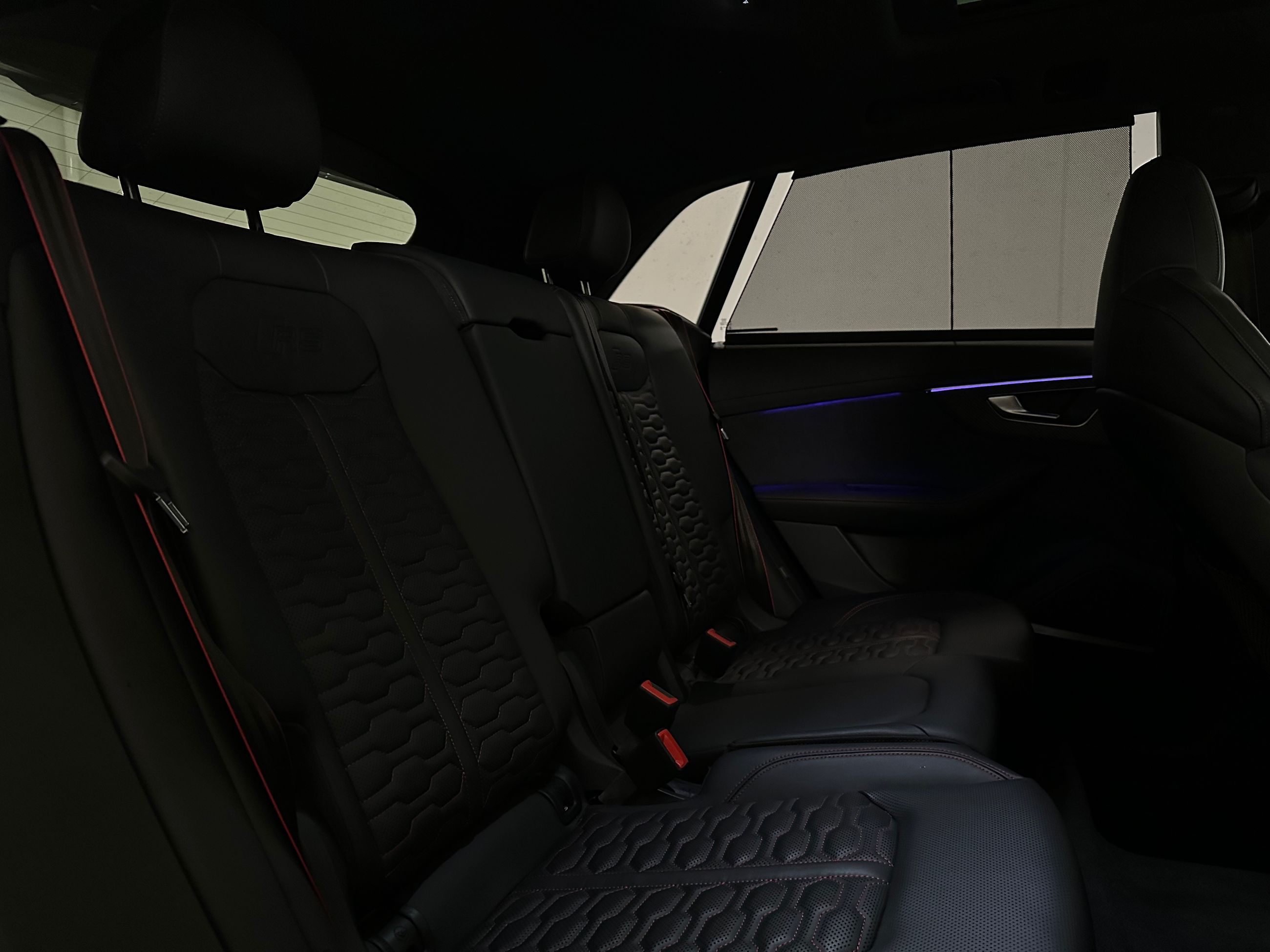 Audi RS Q8  2023 à Vancouver, Colombie-Britannique