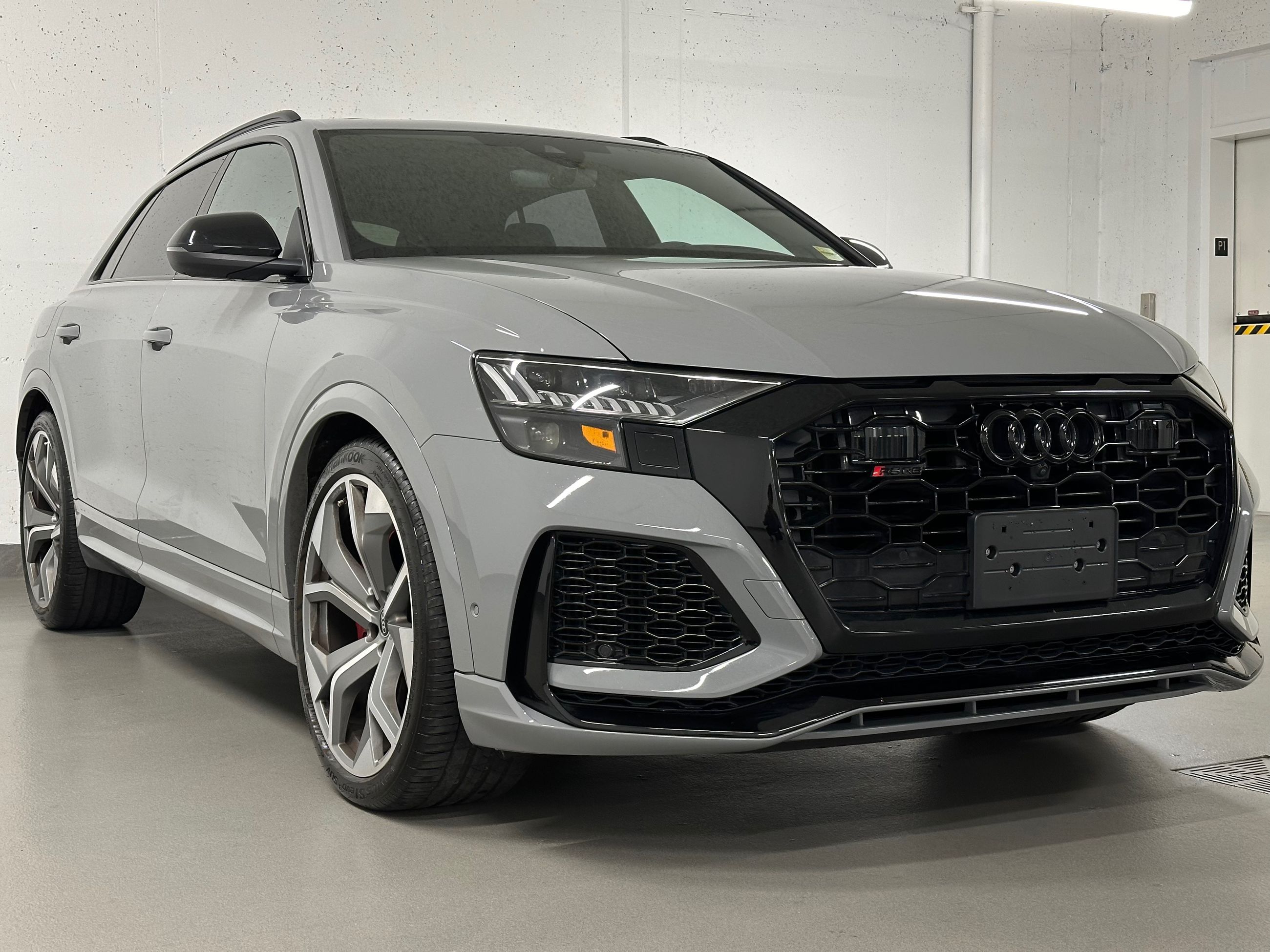 Audi RS Q8  2023 à Vancouver, Colombie-Britannique
