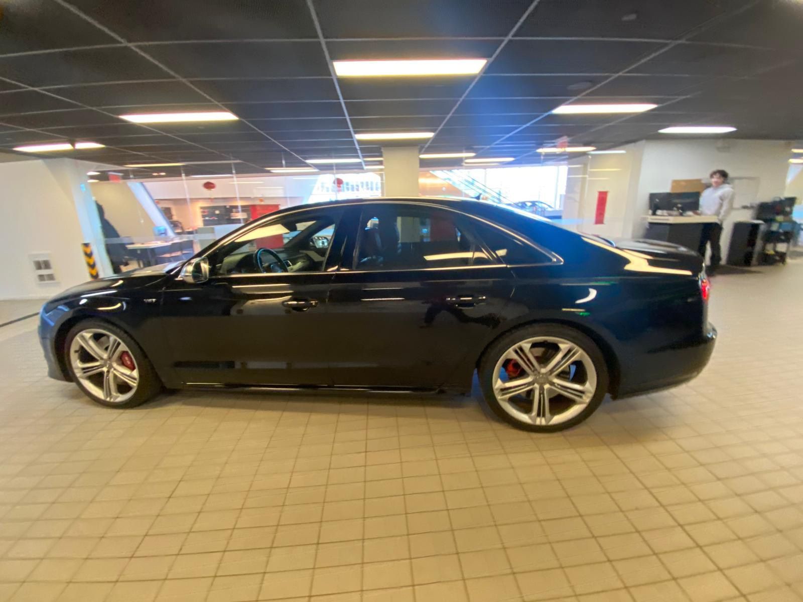 Audi S8  2015 à Vancouver, Colombie-Britannique