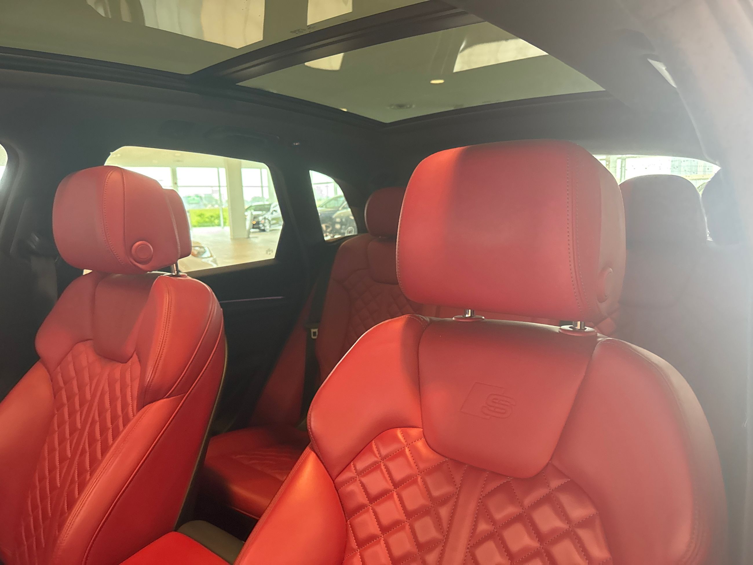 2022 Audi SQ5 in Toronto, Ontario
