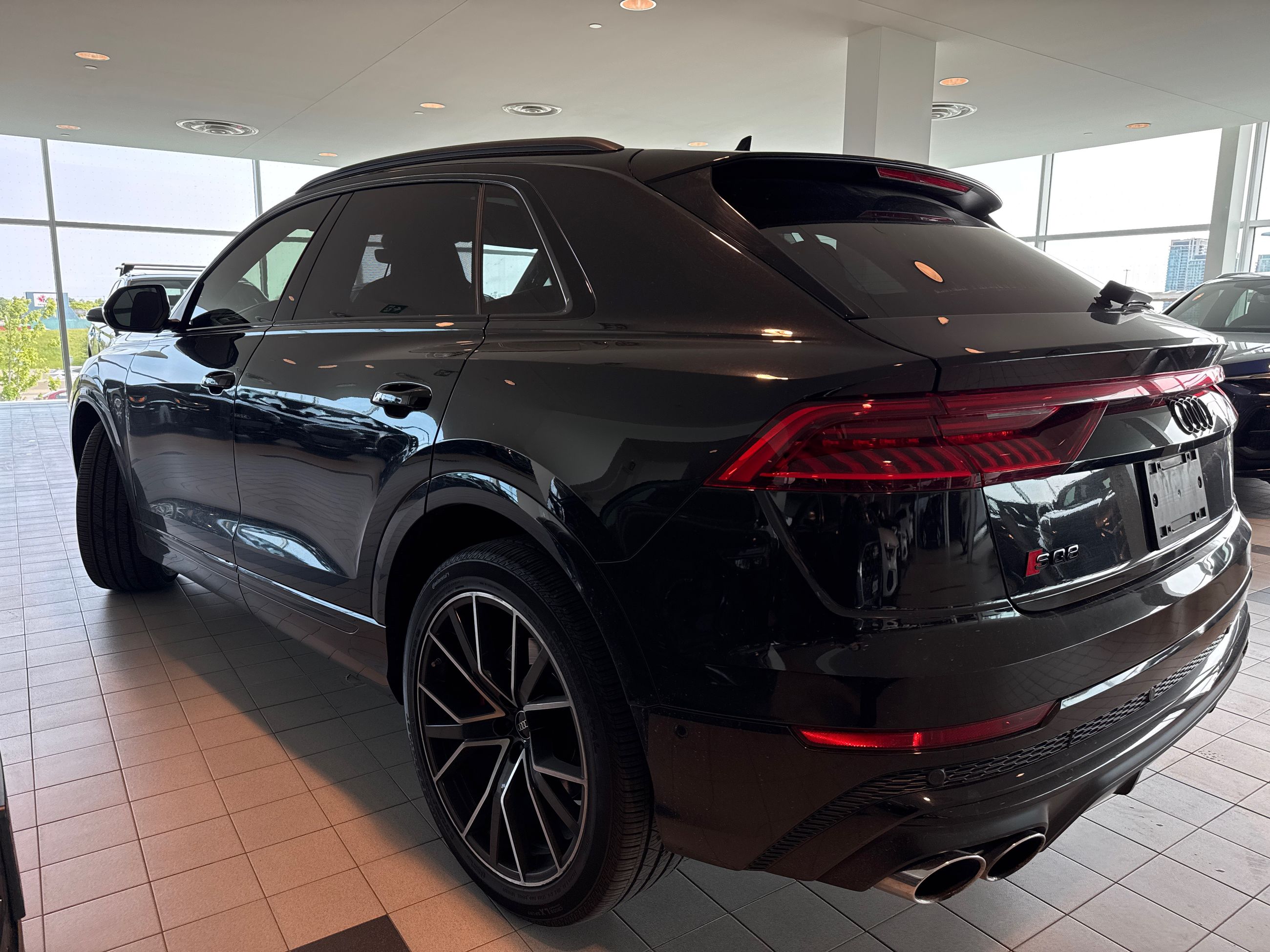 Audi SQ8  2023 à Toronto, Ontario