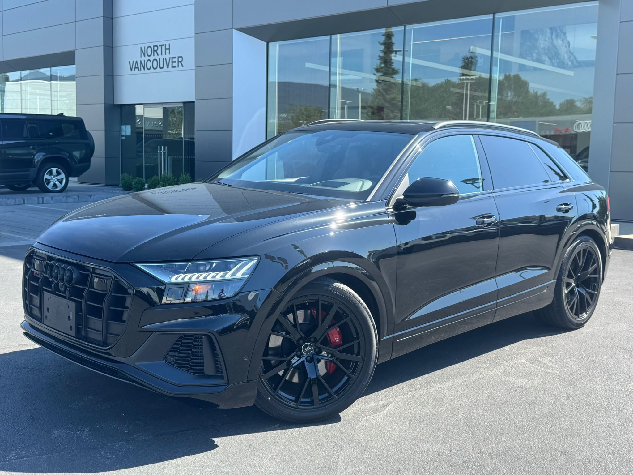 2023 Audi SQ8