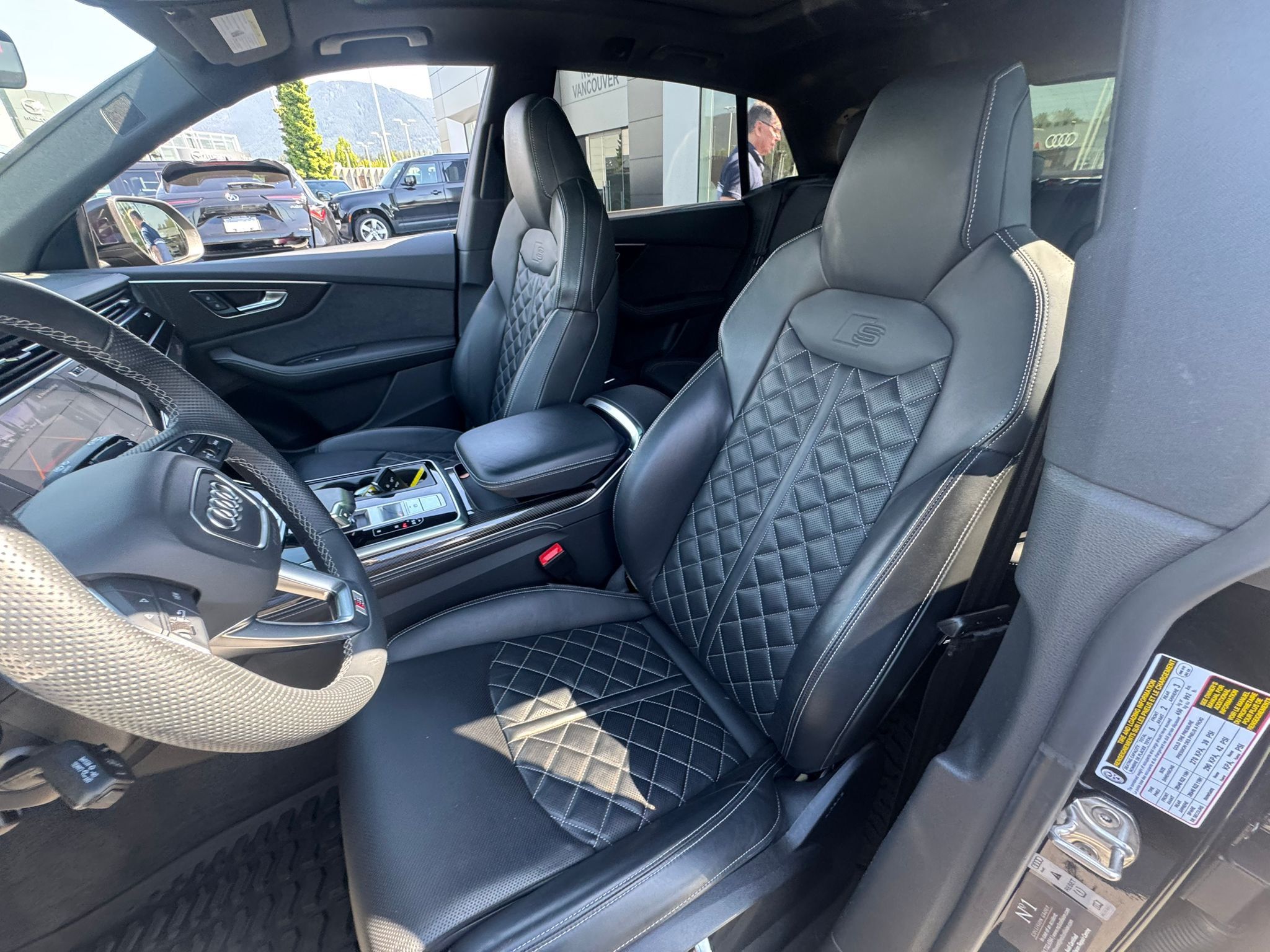 2023 Audi SQ8