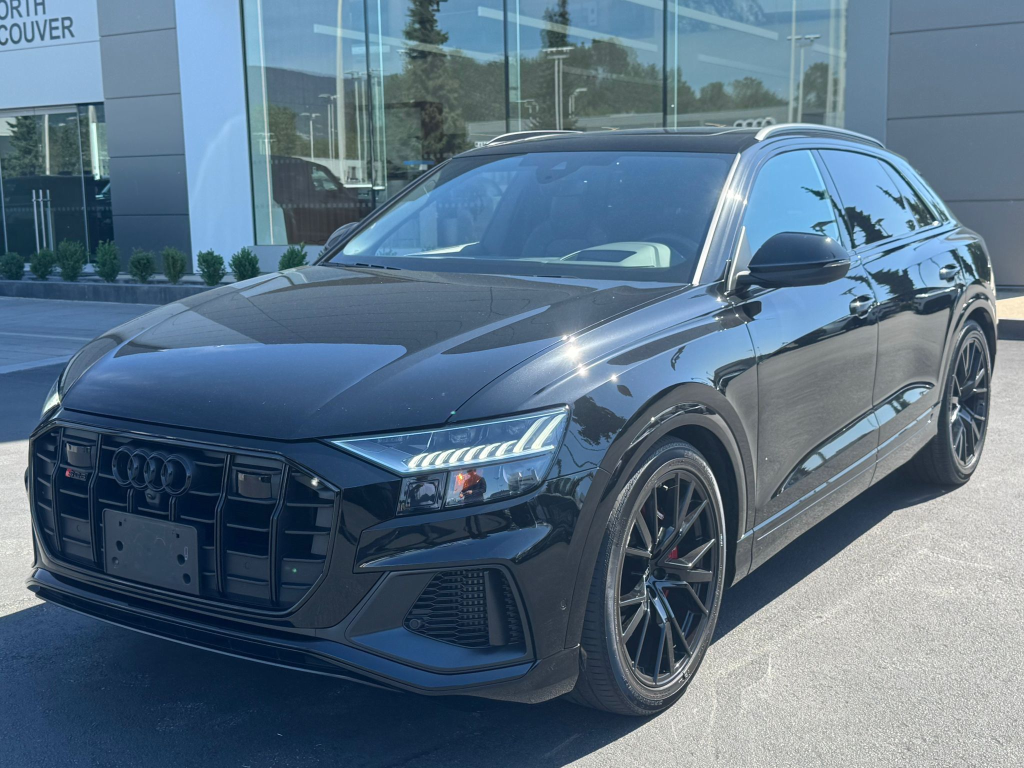 2023 Audi SQ8