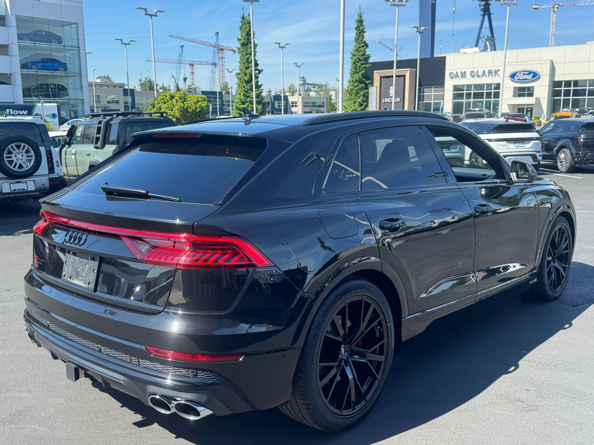 2023 Audi SQ8