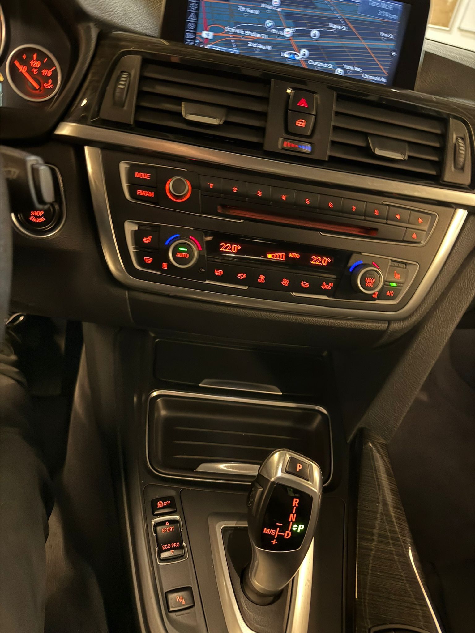 BMW 328i  2014 à Vancouver, Colombie-Britannique