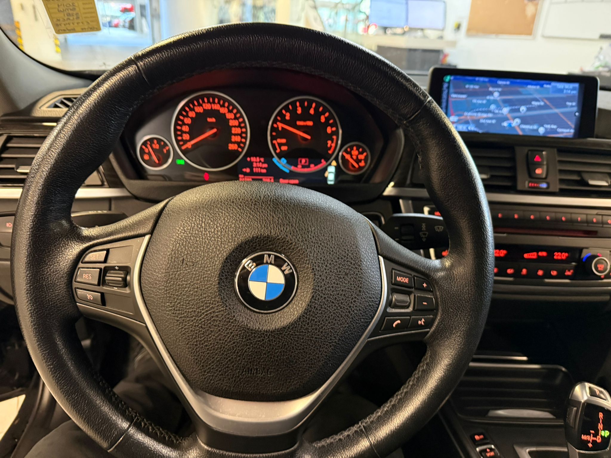 BMW 328i  2014 à Vancouver, Colombie-Britannique
