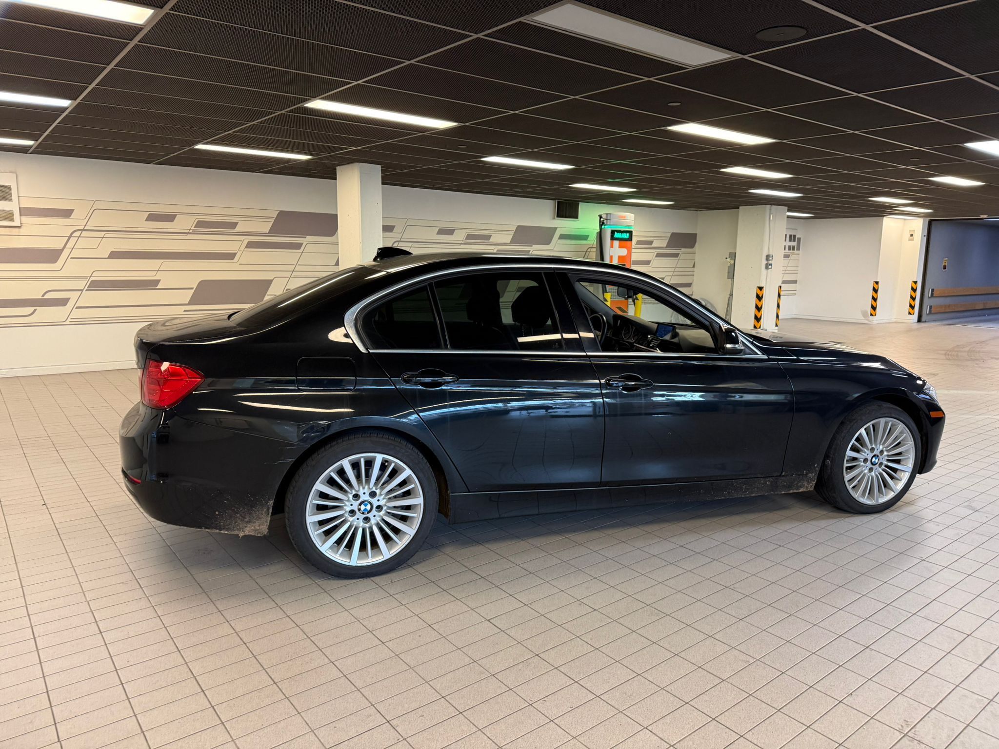 BMW 328i  2014 à Vancouver, Colombie-Britannique