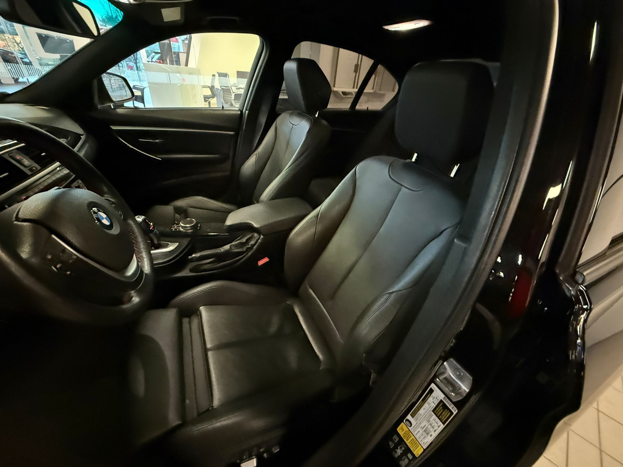 BMW 330i  2018 à Vancouver, Colombie-Britannique