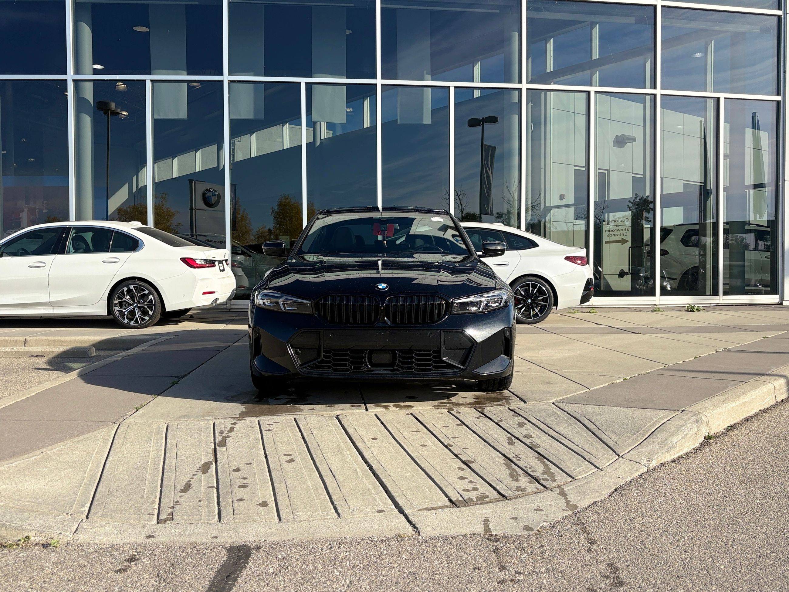 2025 BMW 330i