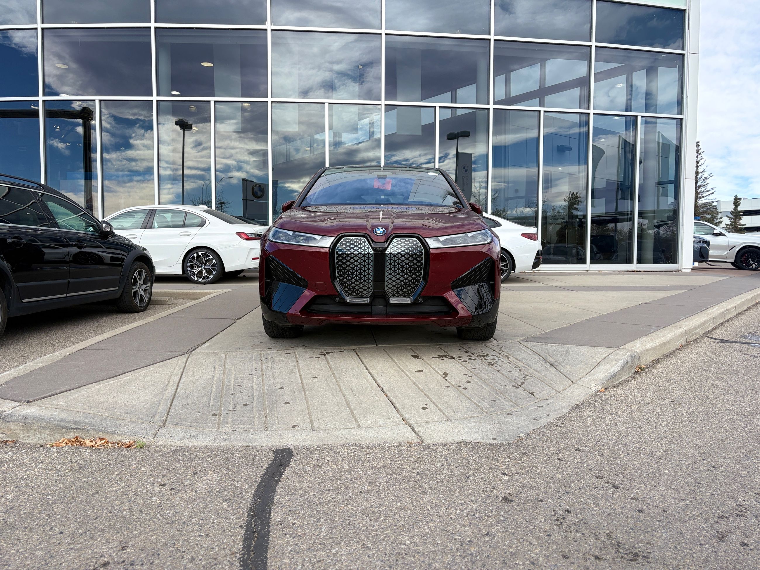 2024 BMW iX