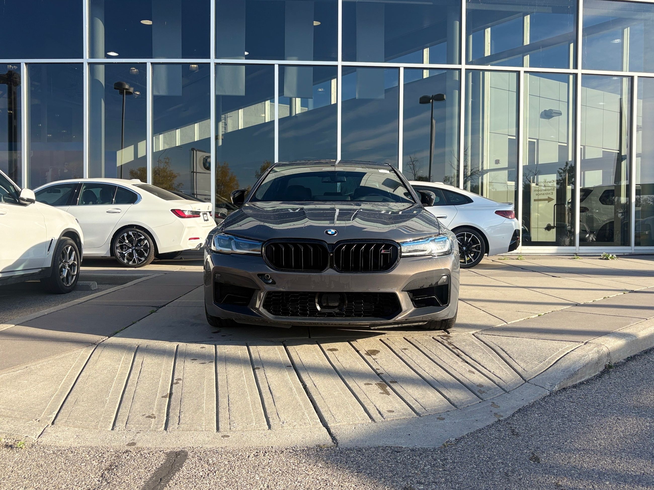 2023 BMW M5