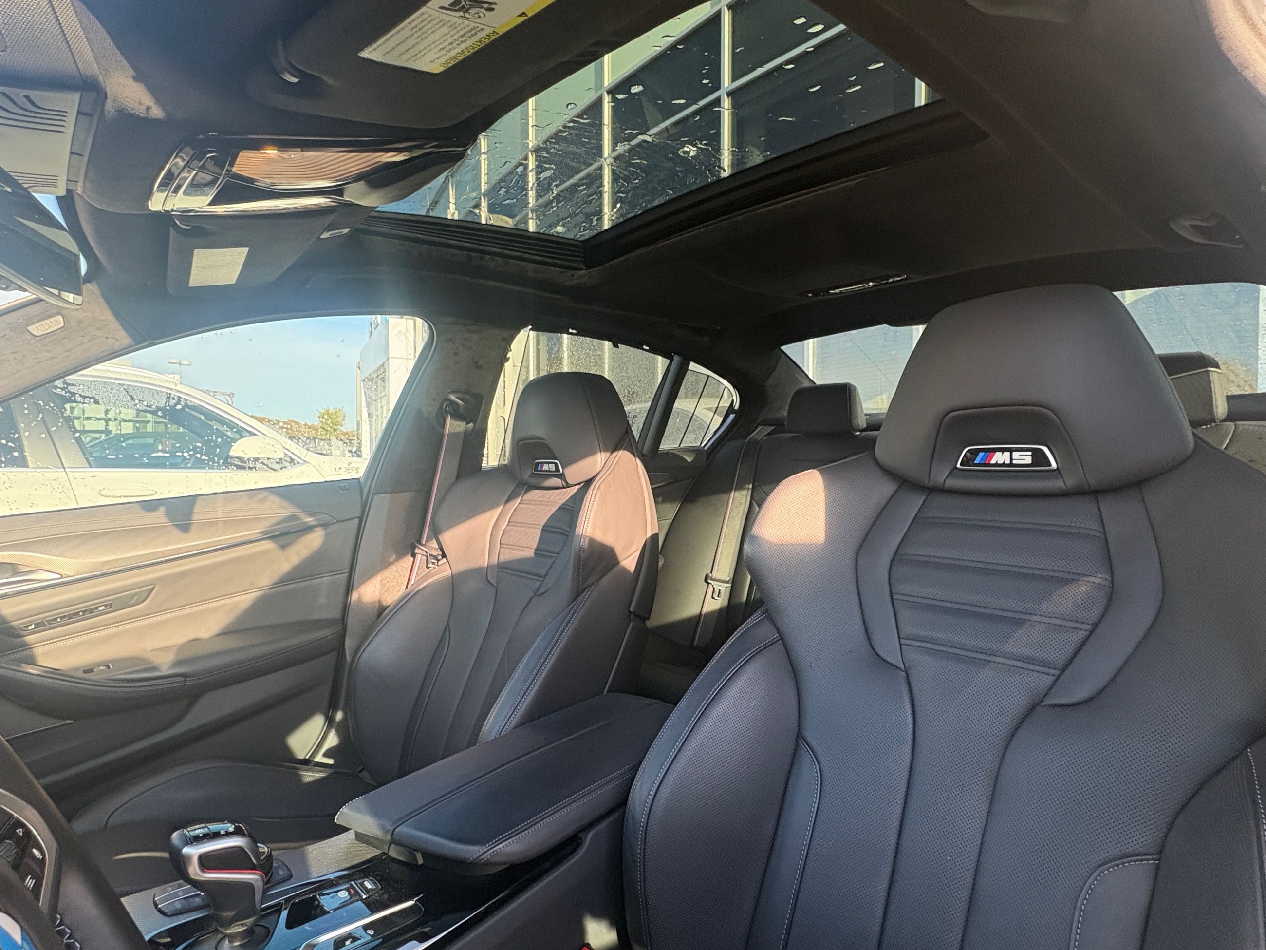 2023 BMW M5