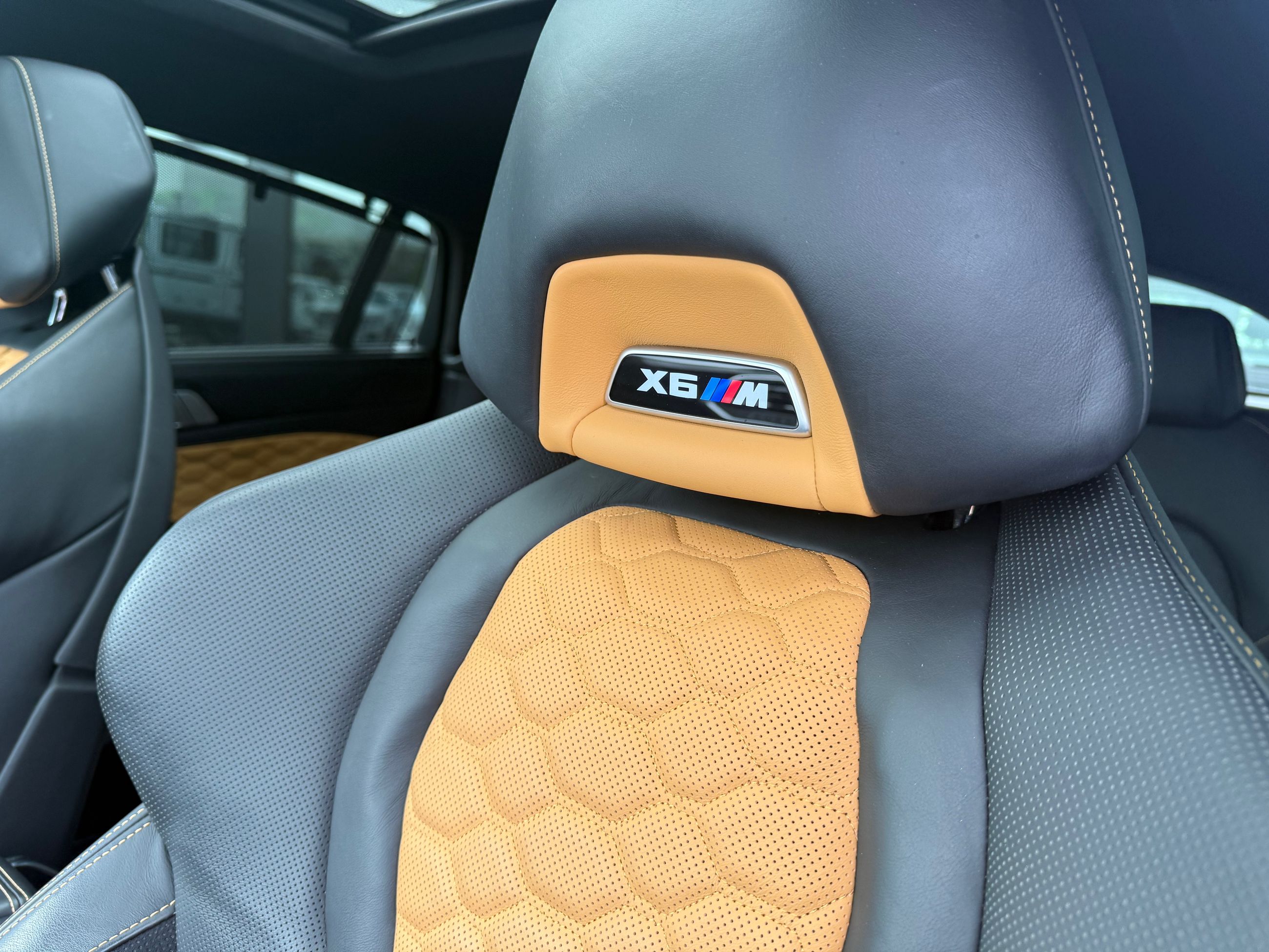 2021 BMW X6 M in Mississauga, Ontario