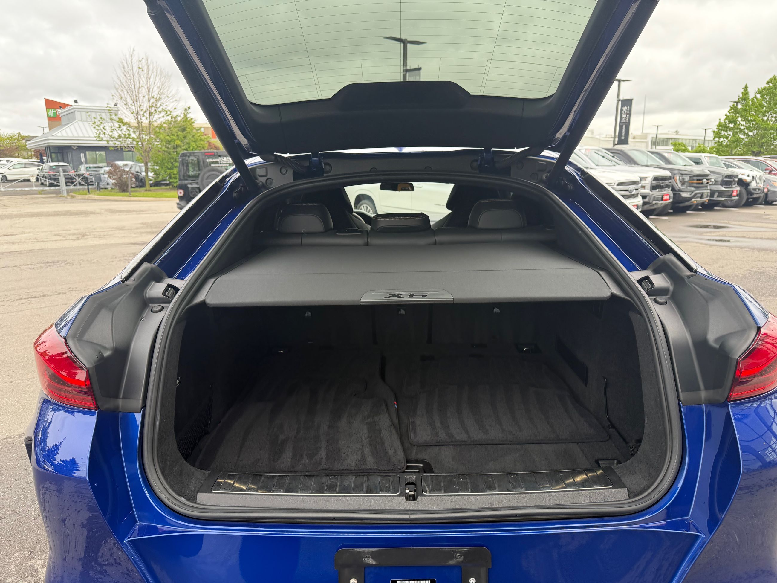 2021 BMW X6 M in Mississauga, Ontario