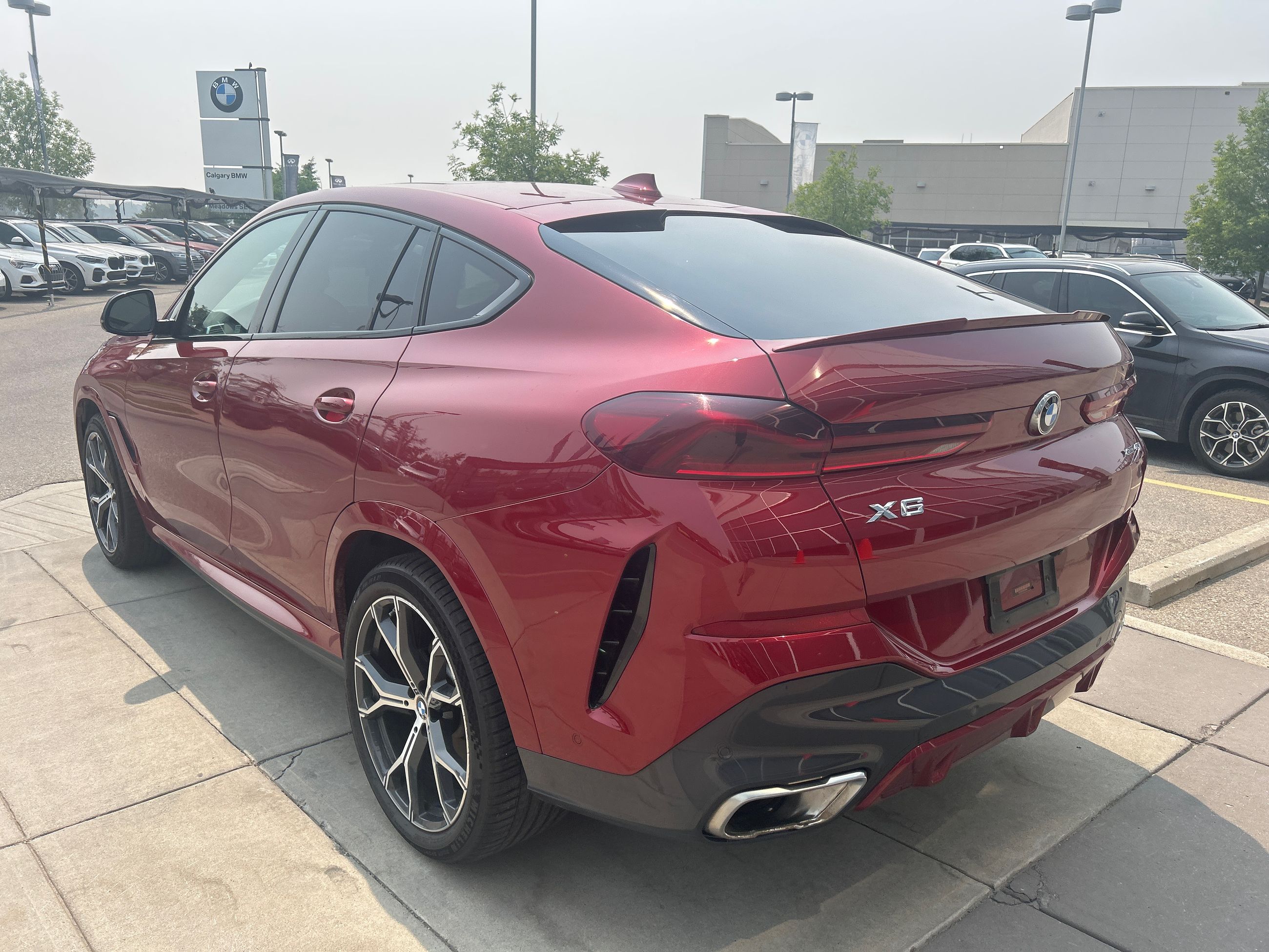 BMW X6  2021 à Calgary, Alberta