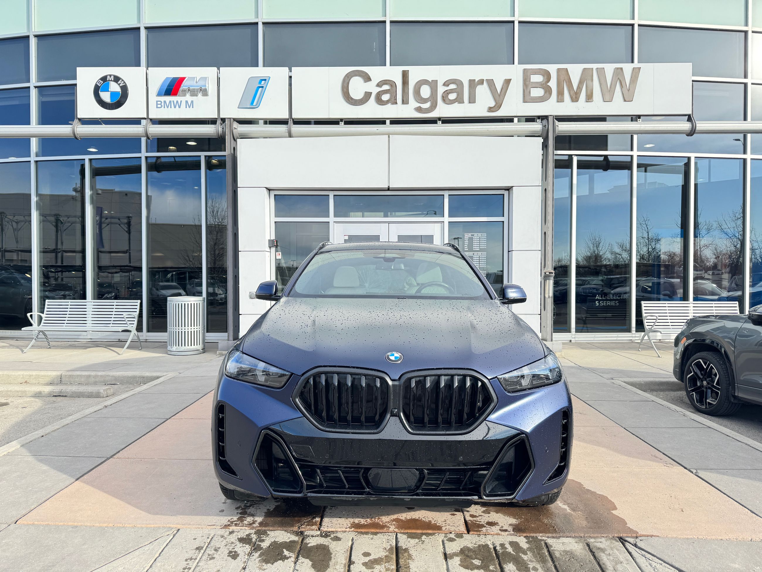 BMW X6  2024 à Calgary, Alberta