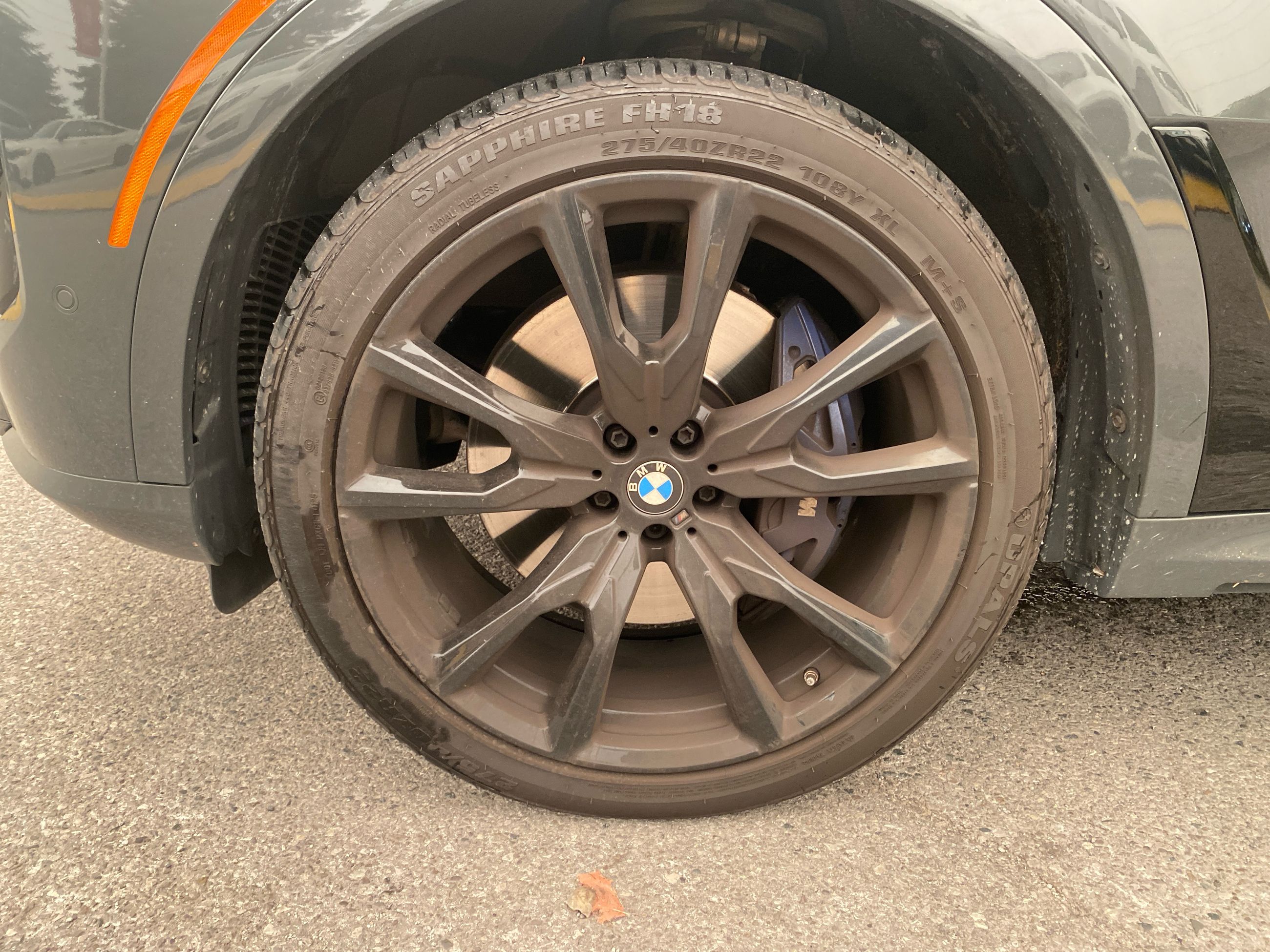 2023 BMW X7