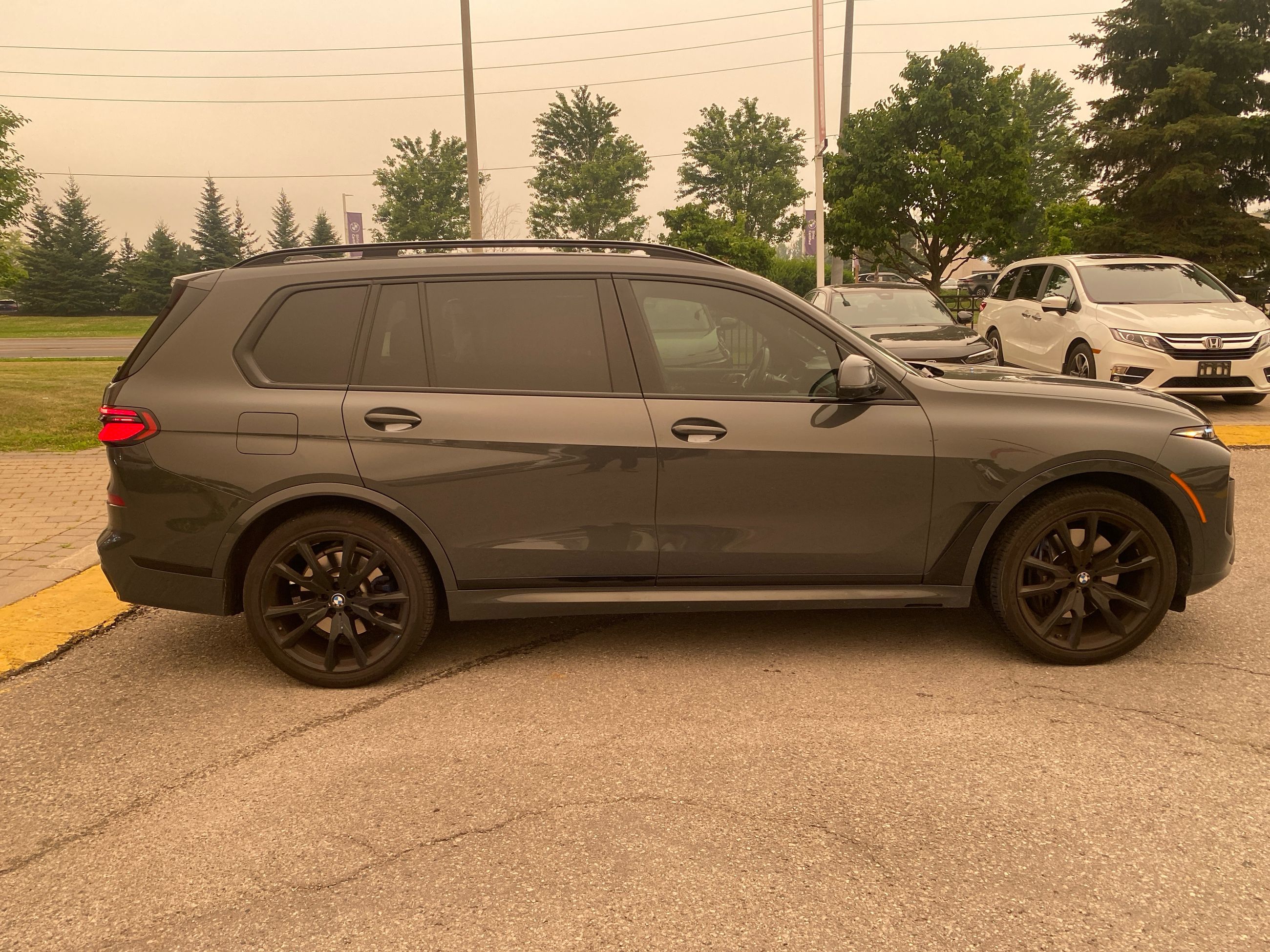 2023 BMW X7