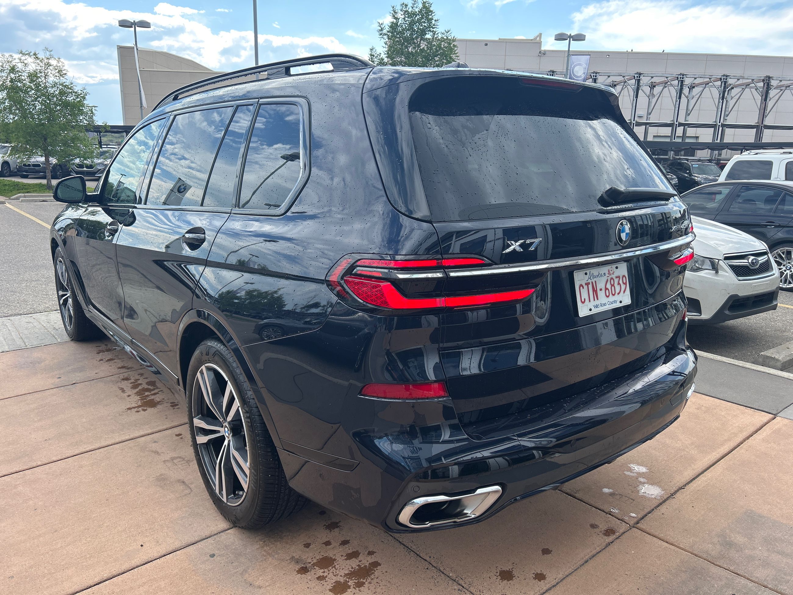 BMW X7  2024 à Calgary, Alberta