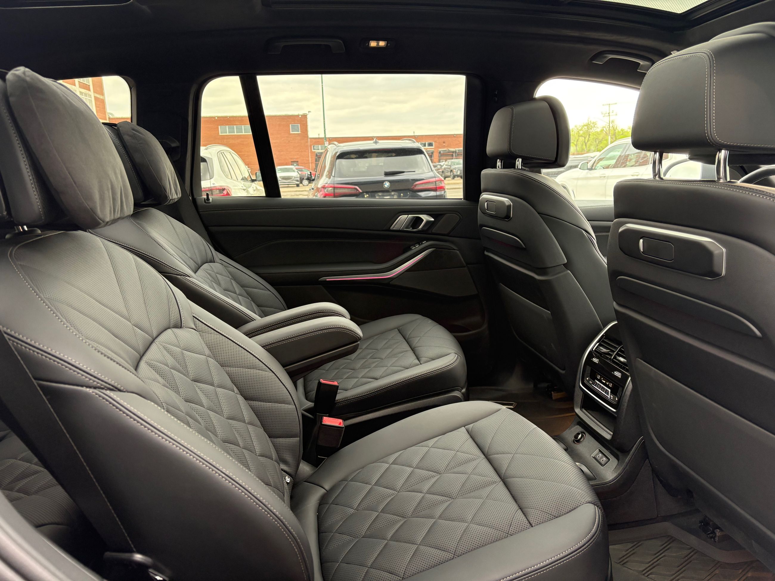 2026 BMW X7