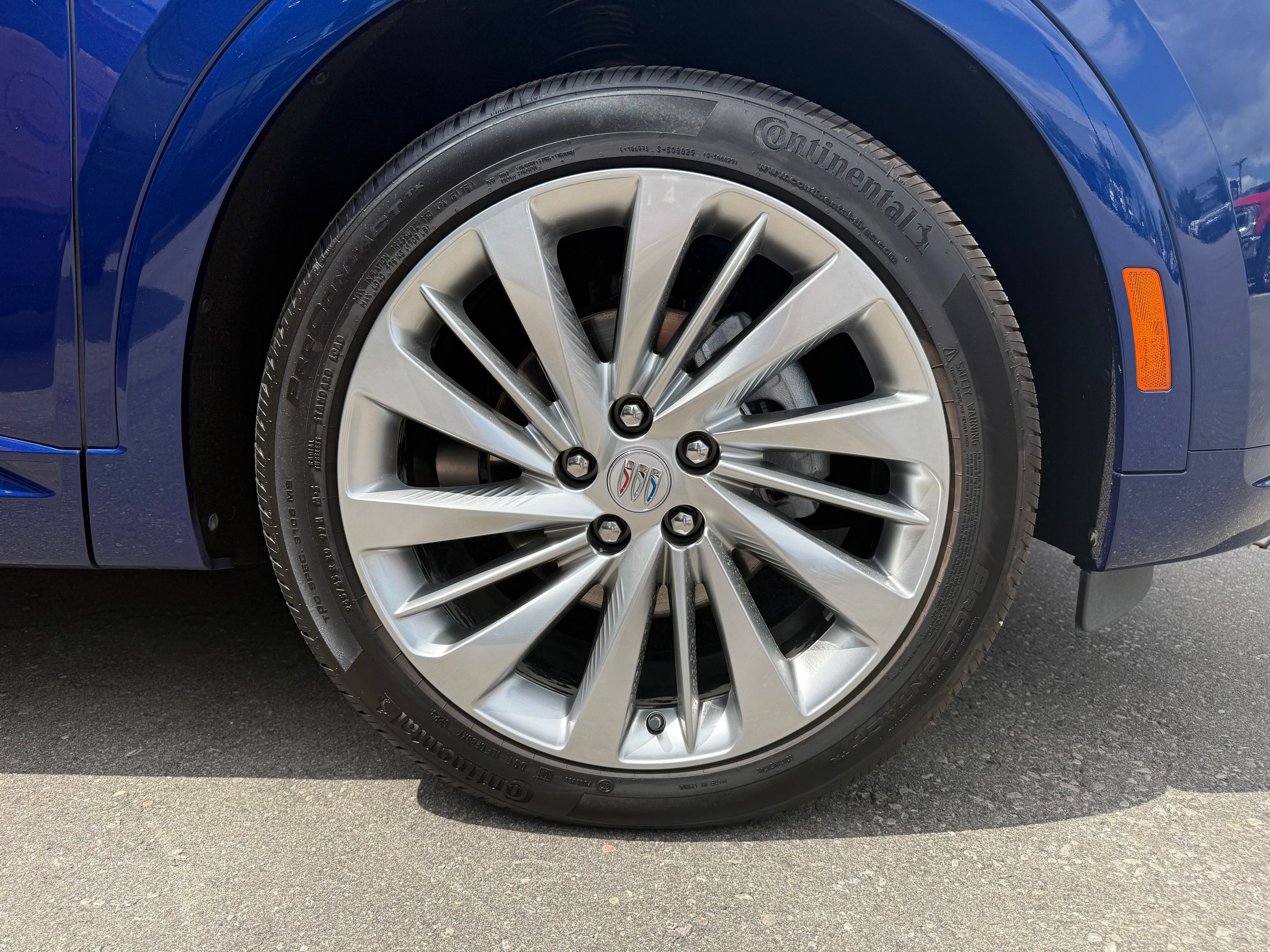 2024 Buick ENVISION in Mississauga, Ontario