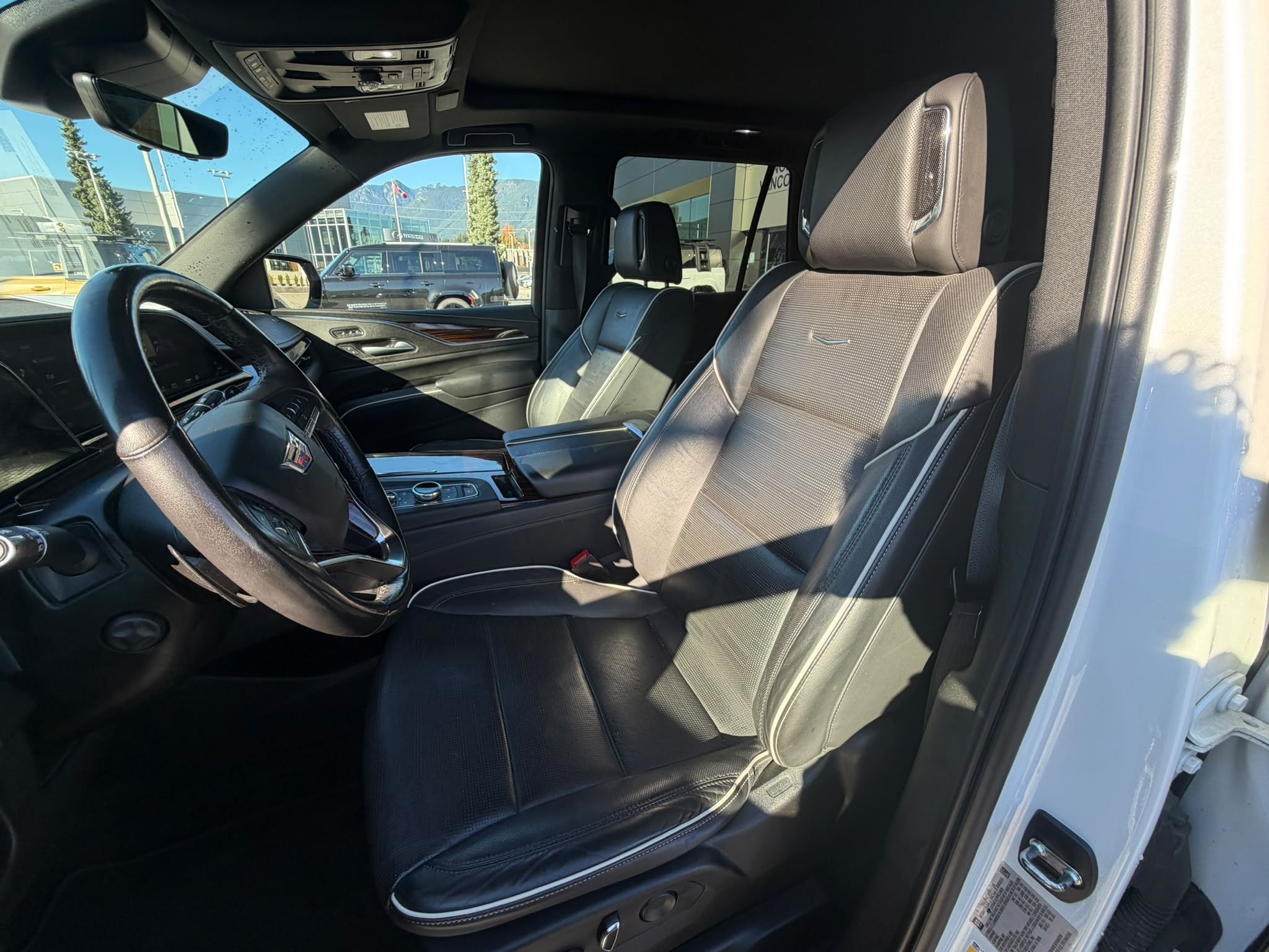 2023  Escalade