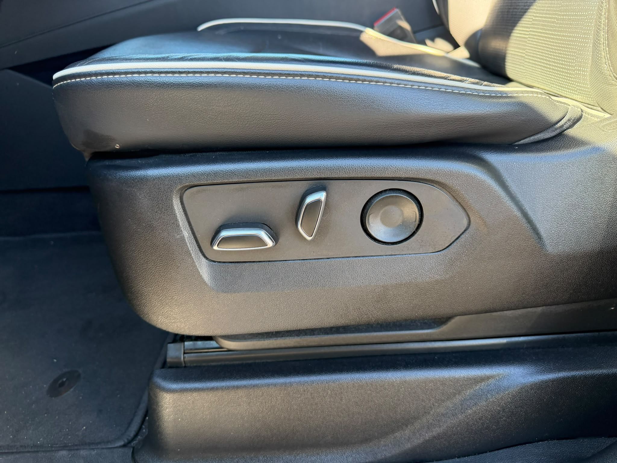 2023  Escalade