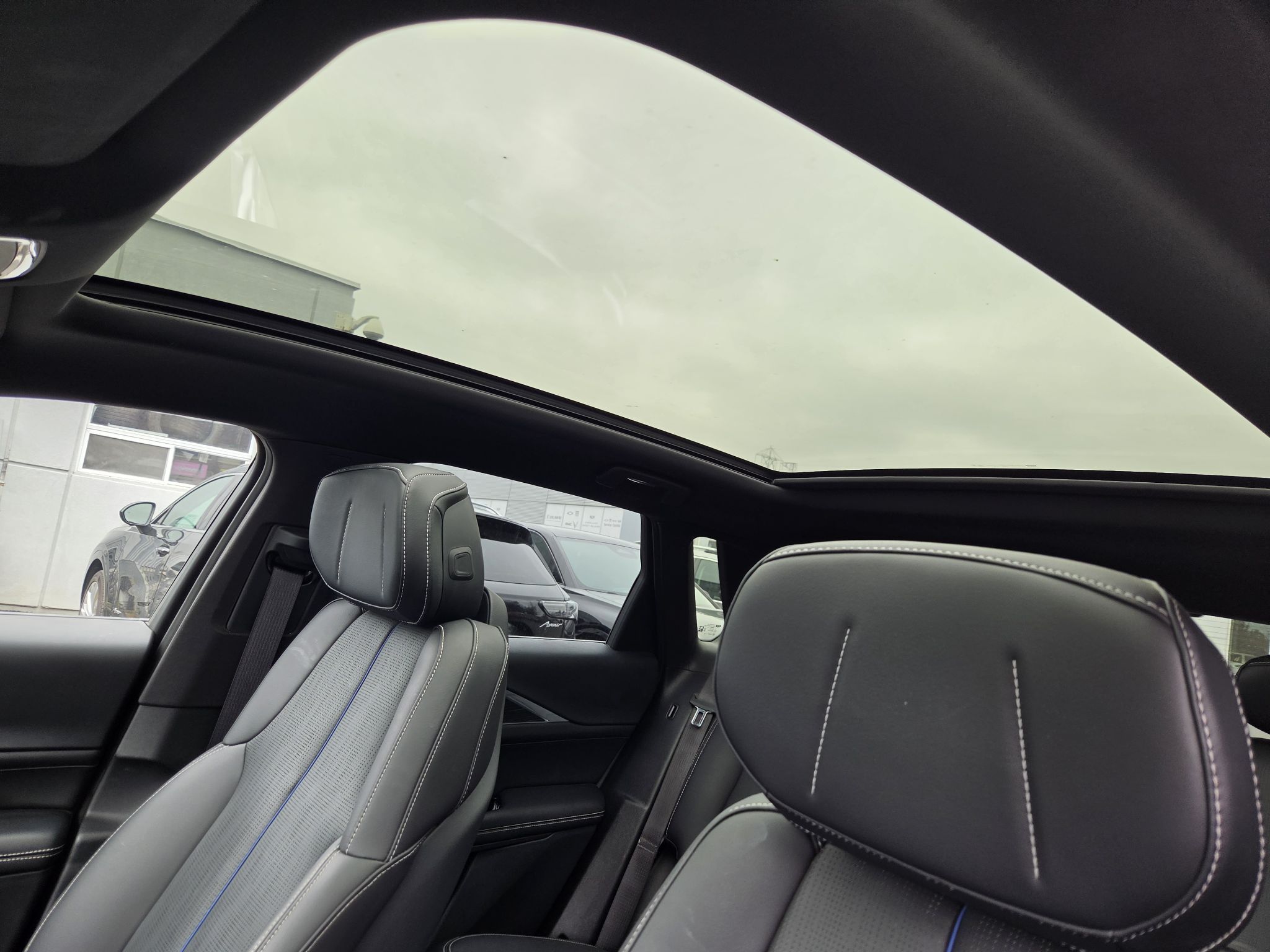 Cadillac LYRIQ  2024