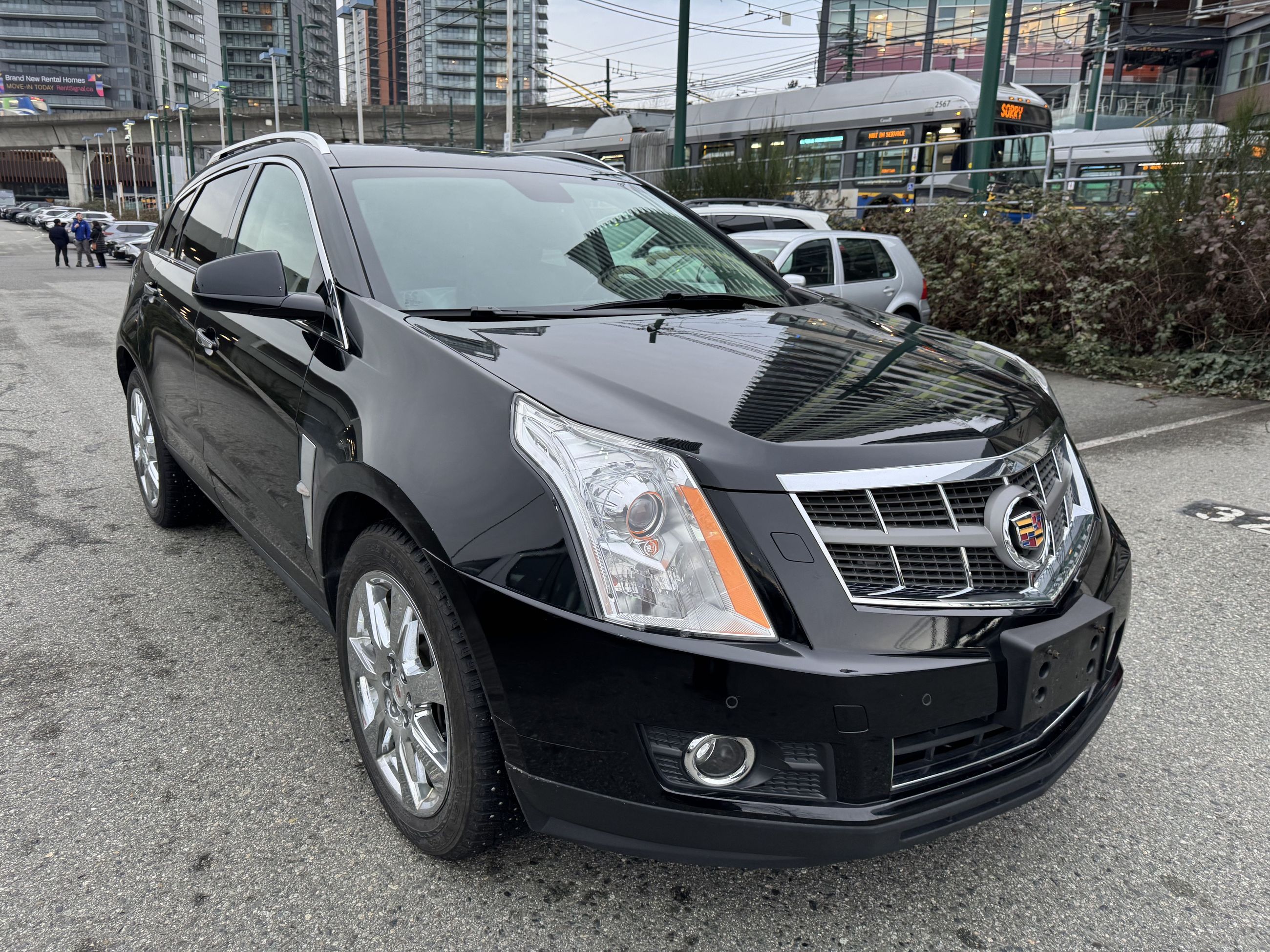 2012  SRX