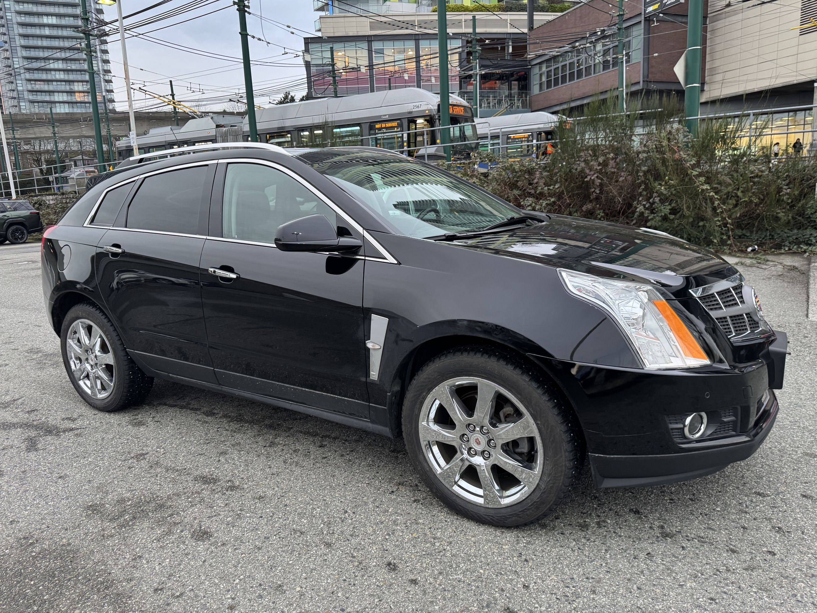 2012  SRX