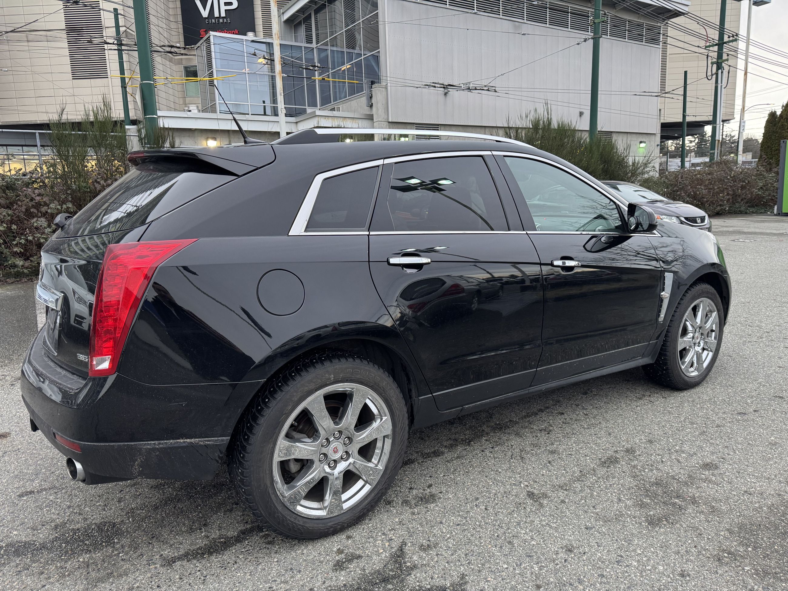 2012  SRX